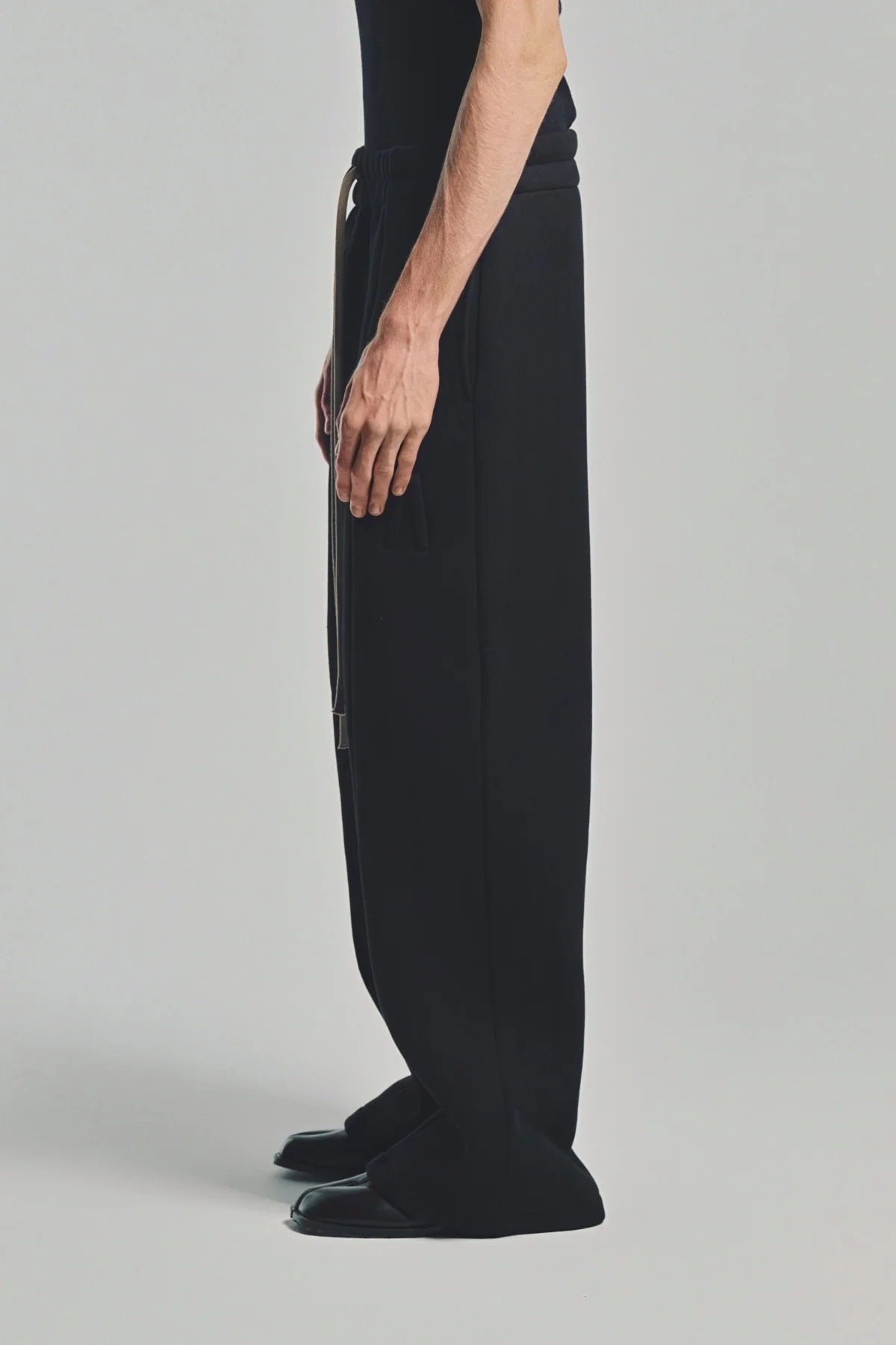 FEAR OF GOD | ATHLETICS WIDE LEG SWEATPANTS - Image 3