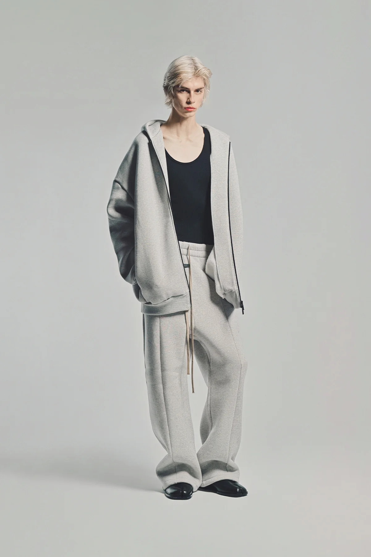 FEAR OF GOD | ATHLETICS WIDE LEG SWEATPANTS - Image 6