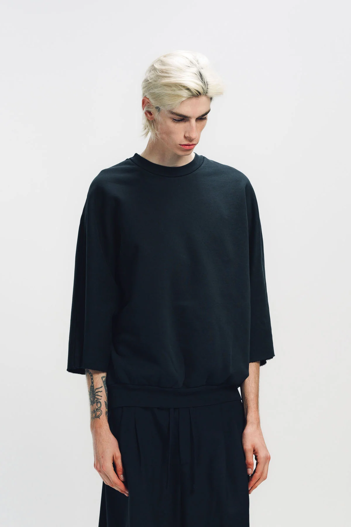 FEAR OF GOD | CUT SLEEVE SWEATSHIRT - Image 2