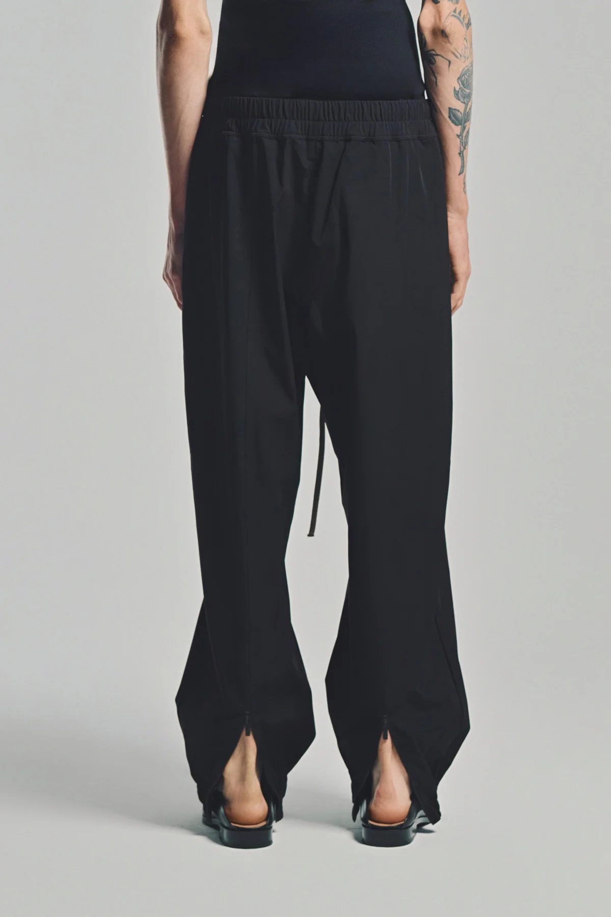 FEAR OF GOD | NYLON TRACKPANTS - Image 4