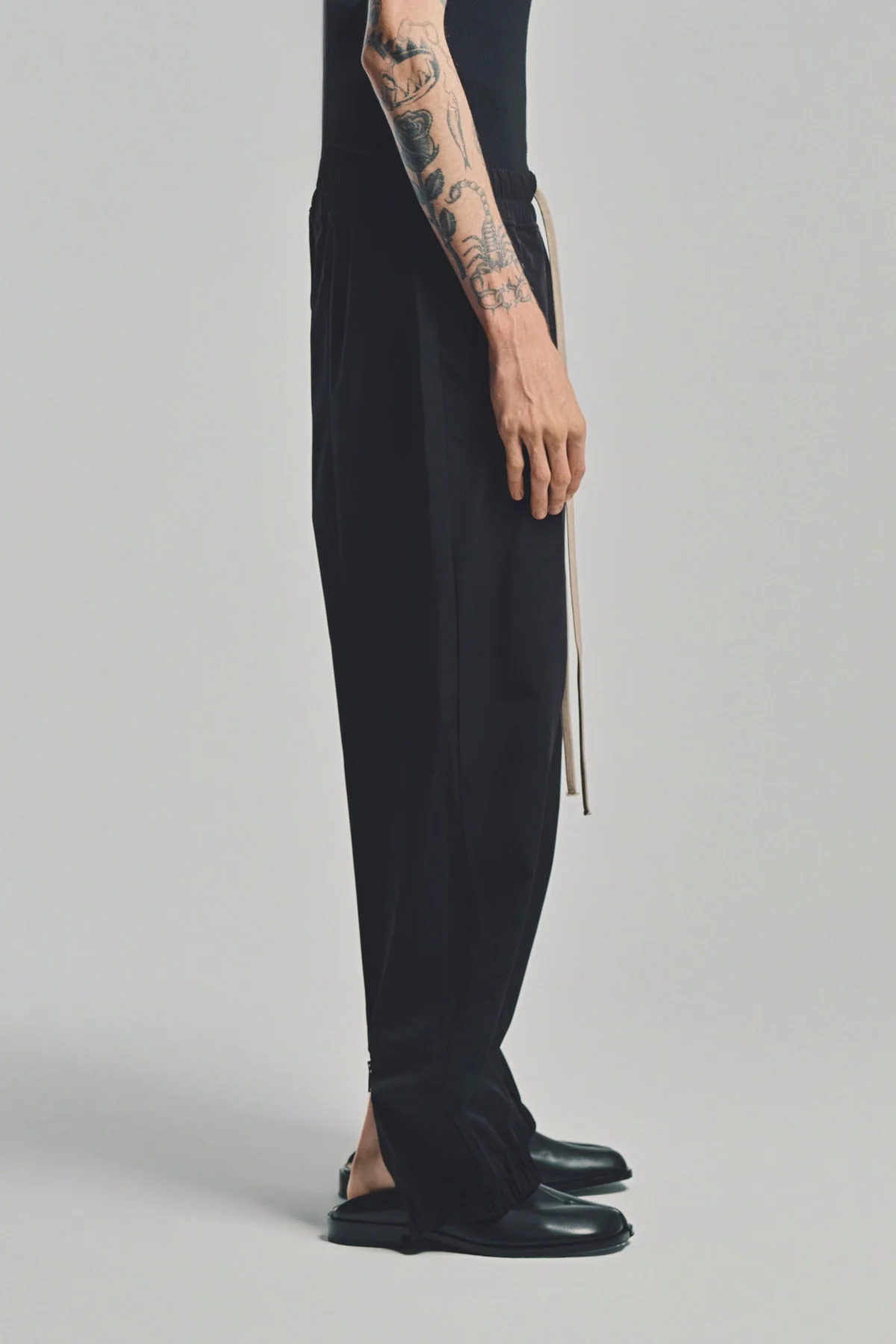 FEAR OF GOD | NYLON TRACKPANTS - Image 5