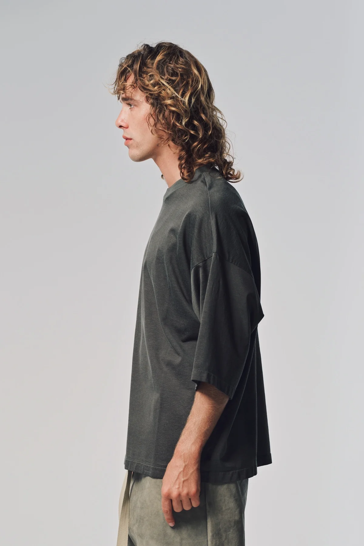 FEAR OF GOD | RELAXED SHORT SLEEVE T-SHIRT - Image 3