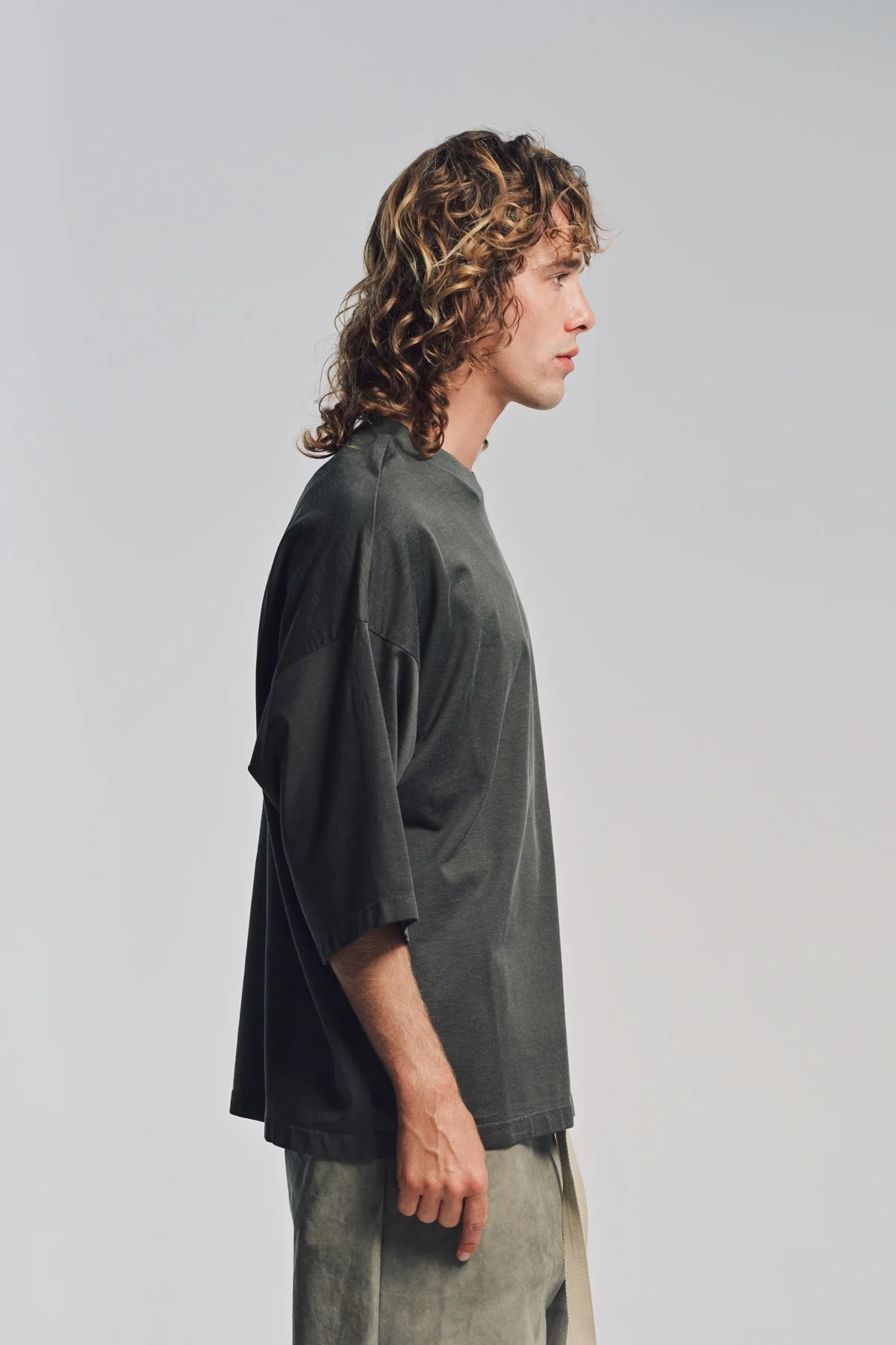 FEAR OF GOD | RELAXED SHORT SLEEVE T-SHIRT - Image 5