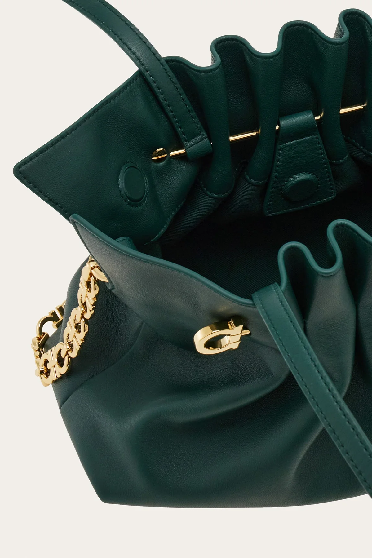 FERRAGAMO | LARGE DUMPLING SOFT SHOULDER BAG - Image 5
