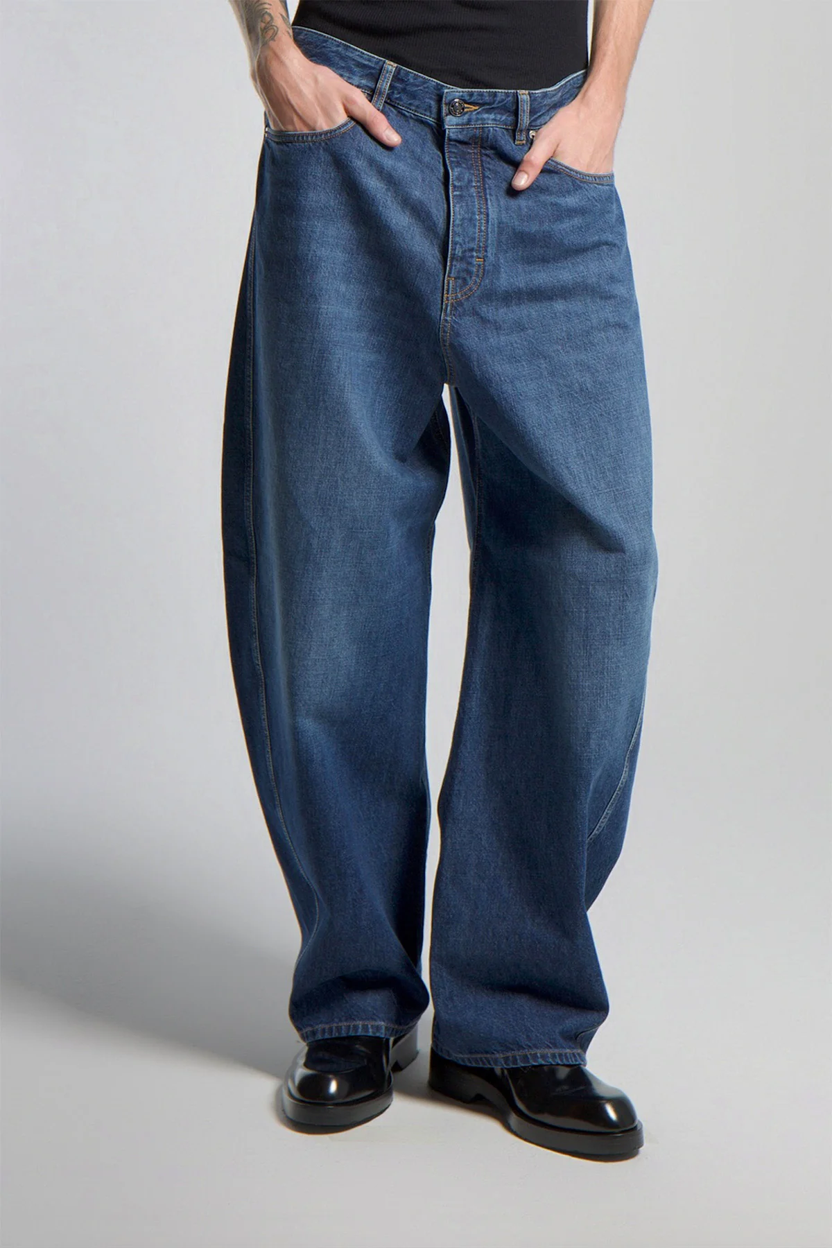 GIVENCHY | COUTURE SEAM WASHED JEANS - Image 2