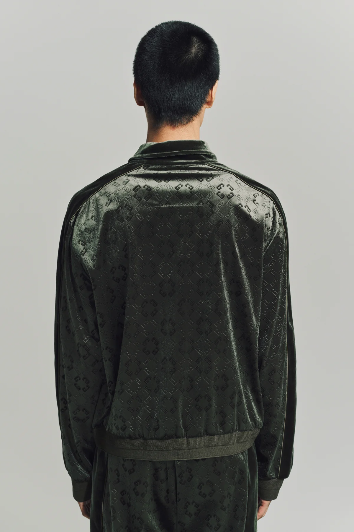 GIVENCHY | TRACKSUIT JACKET IN MONOGRAM 72 VELVET - Image 4