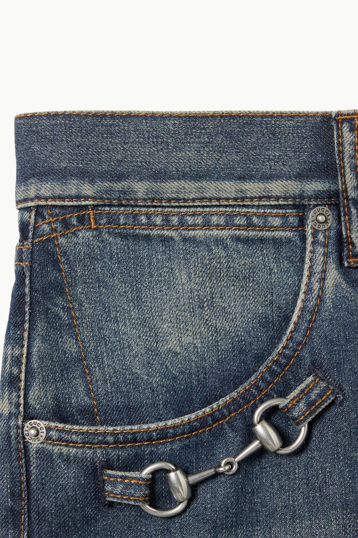 GUCCI | MEN'S COTTON DENIM PANTS WITH HORSEBIT DETAIL - Image 2