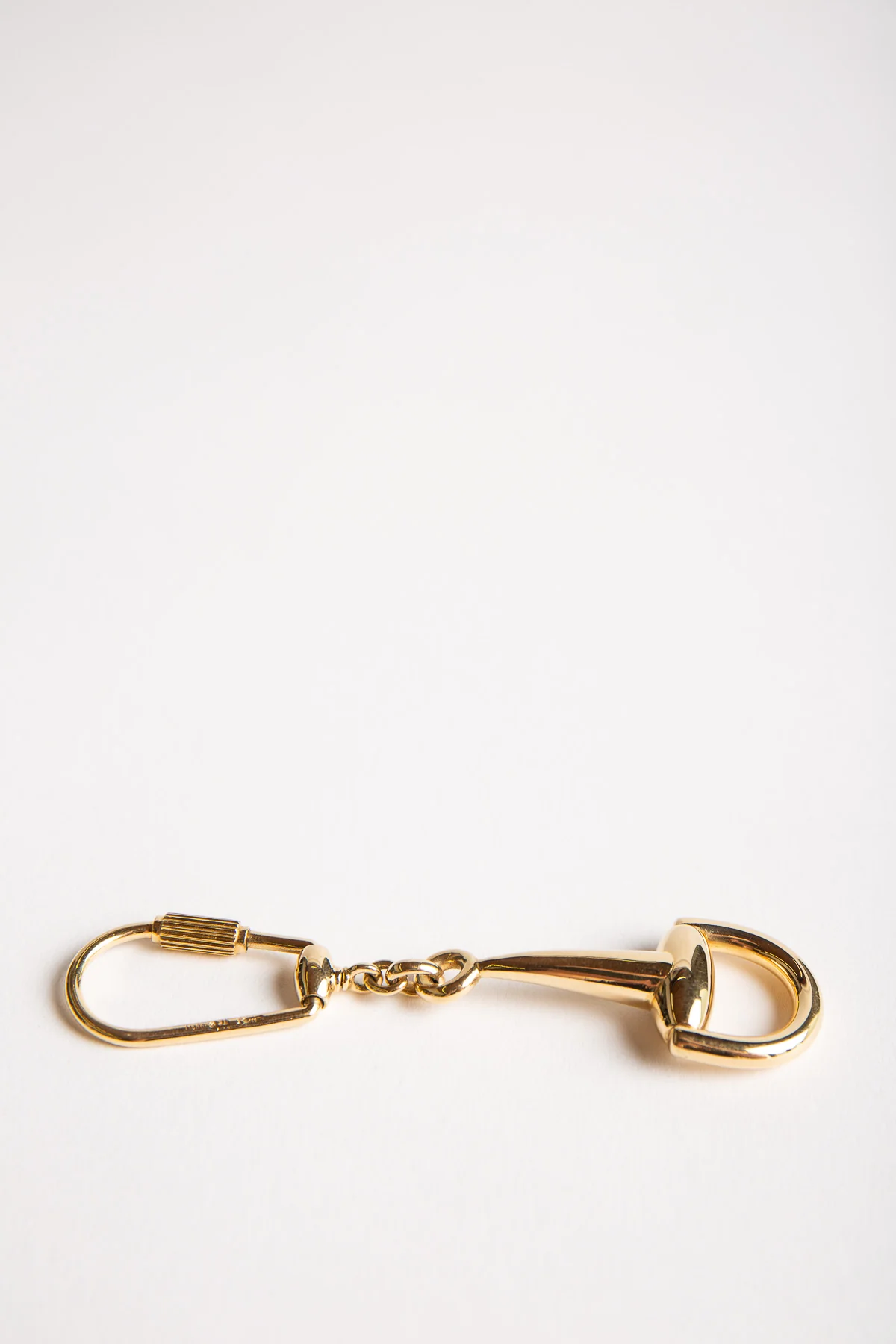 GUCCI | VINTAGE 18K STIRRUP KEYCHAIN - Image 3