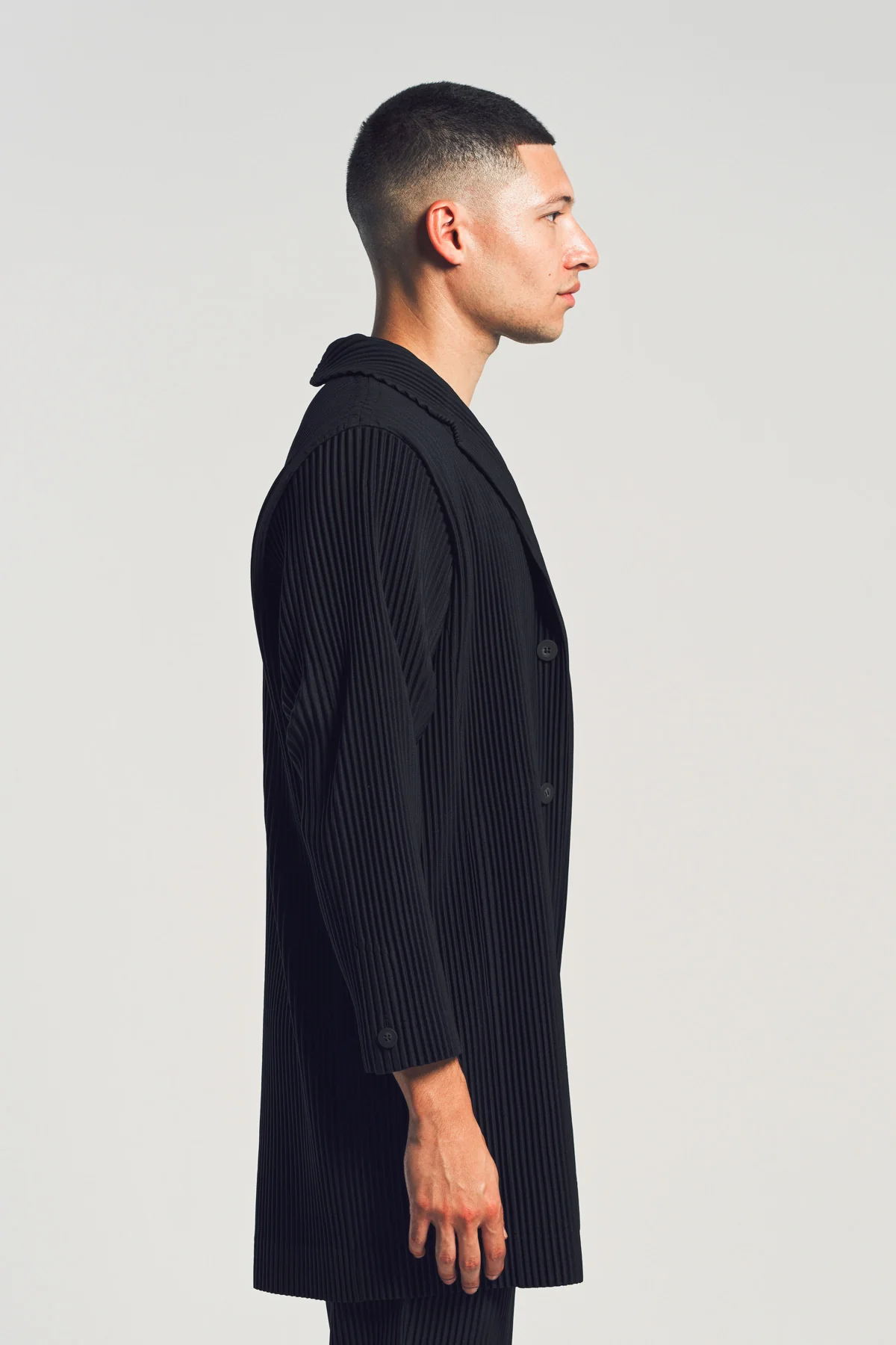 HOMME PLISSÉ ISSEY MIYAKE | BASICS BLAZER - Image 5
