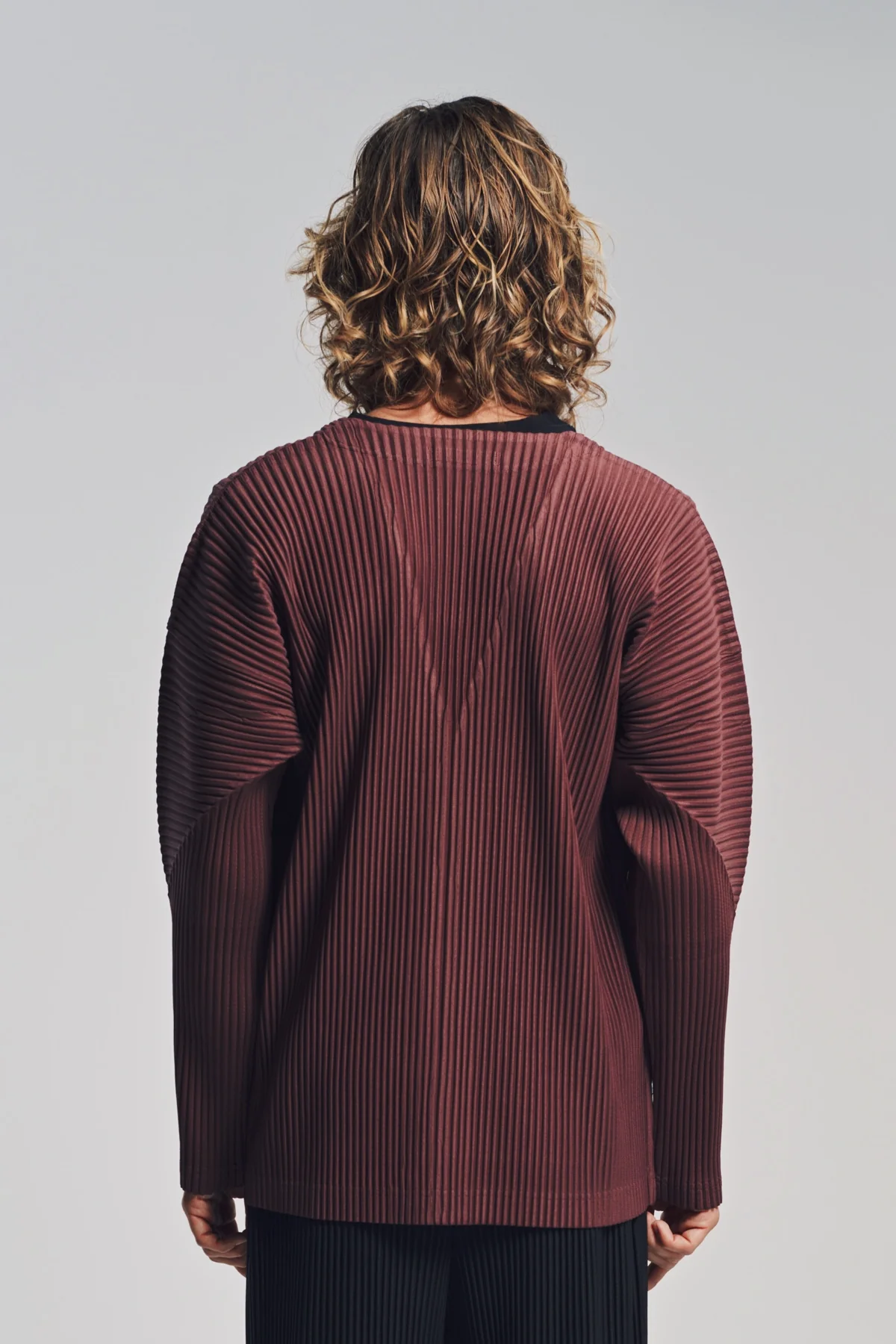 HOMME PLISSÉ ISSEY MIYAKE | PLEATED CARDIGAN - Image 4