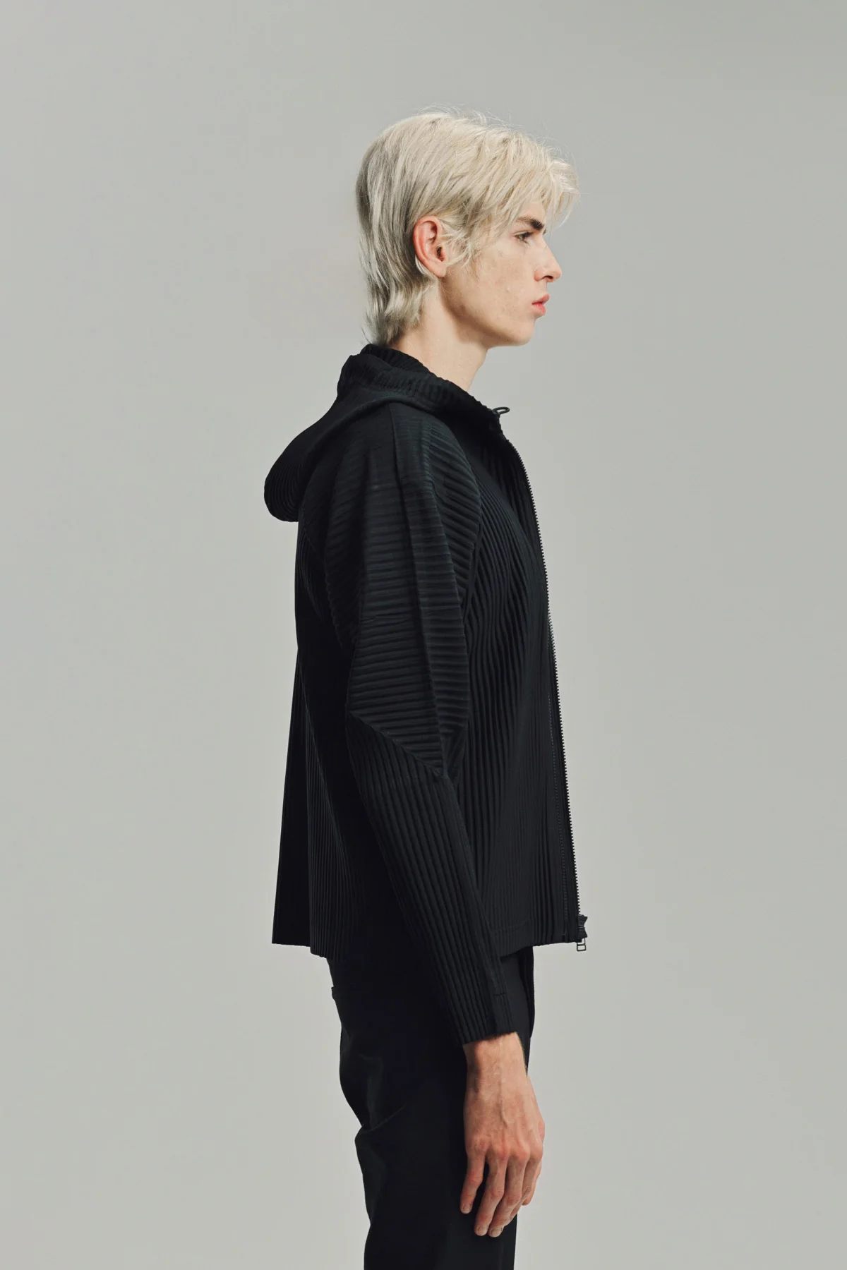 HOMME PLISSÉ ISSEY MIYAKE | ZIP HOODIE - Image 5