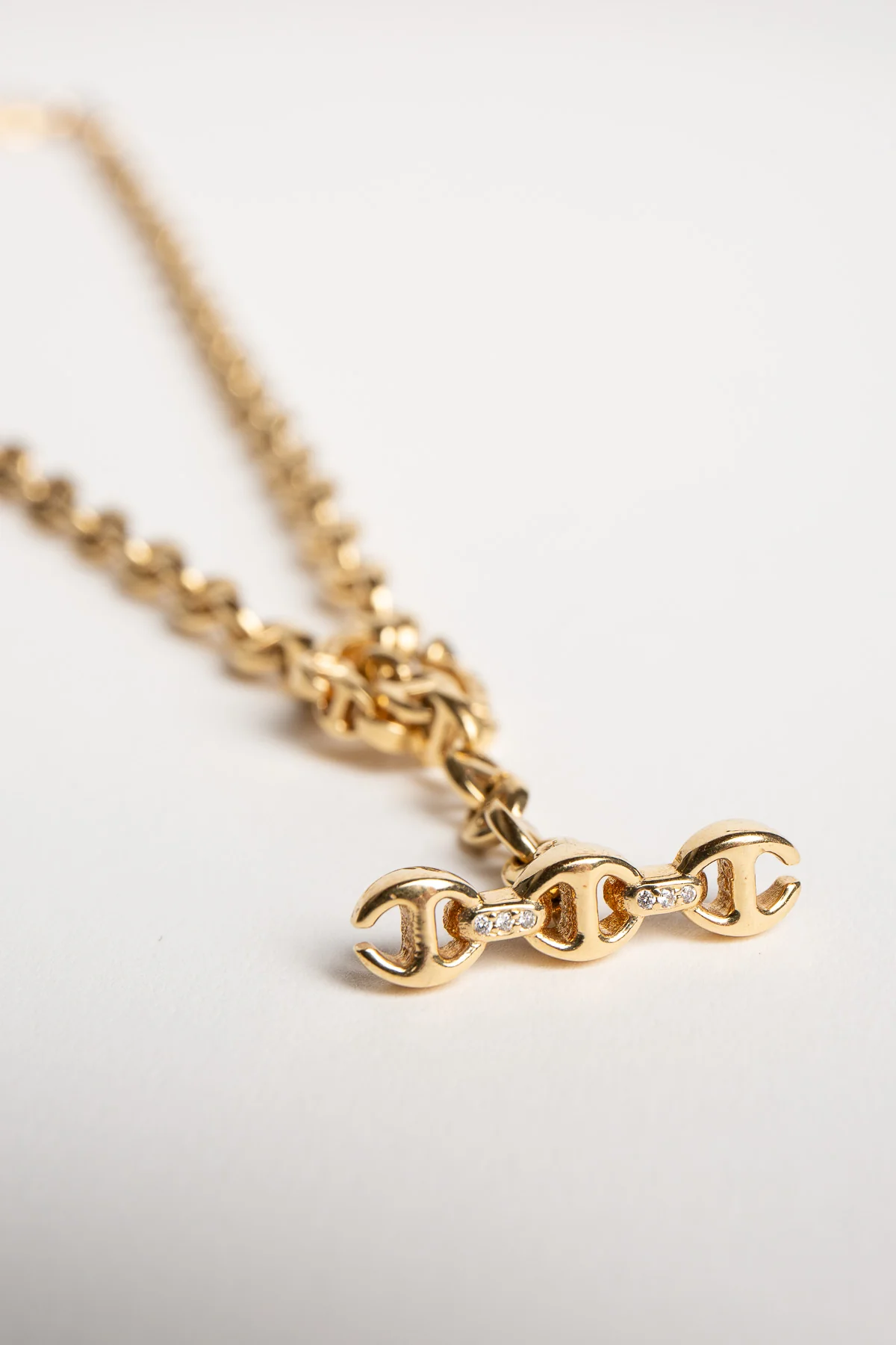 HOORSENBUHS | 18K YELLOW GOLD OPEN-LINK NECKLACE - Image 4