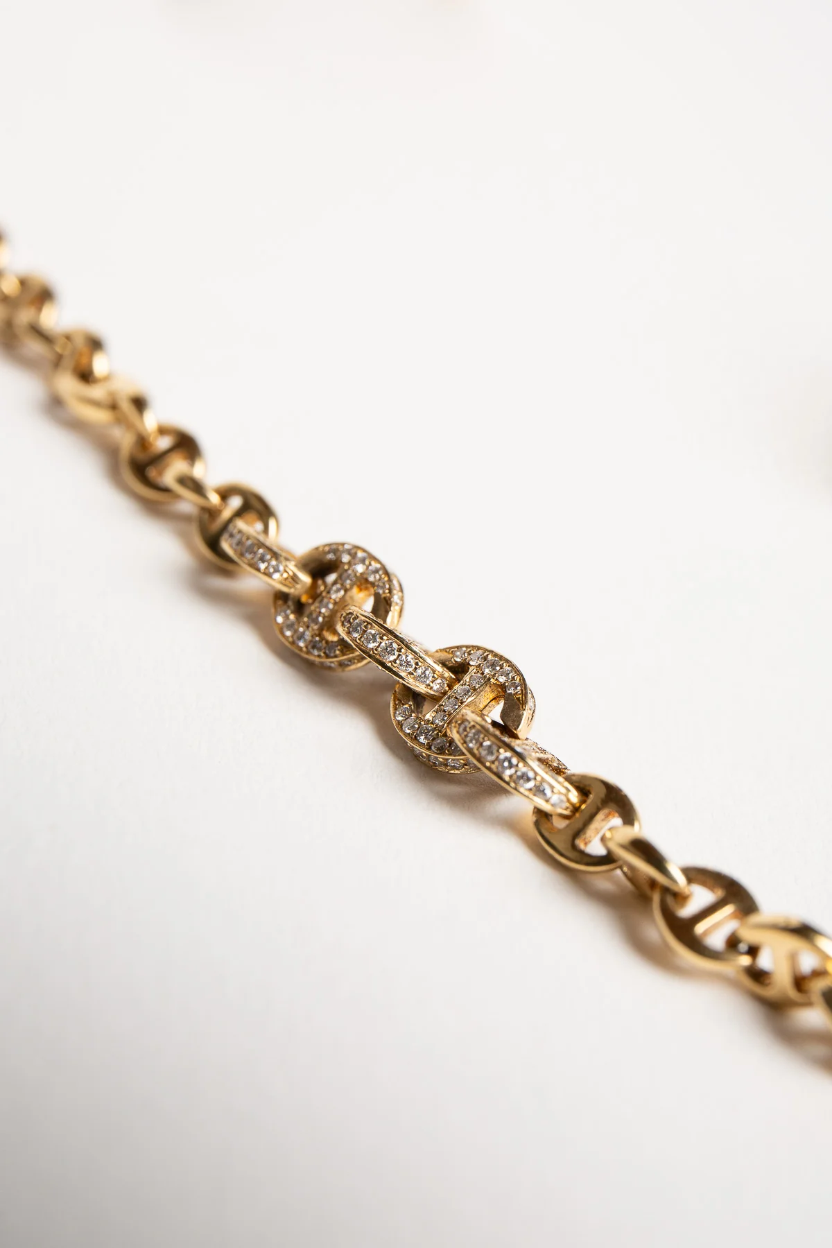HOORSENBUHS | 18K YELLOW GOLD OPEN-LINK NECKLACE - Image 5