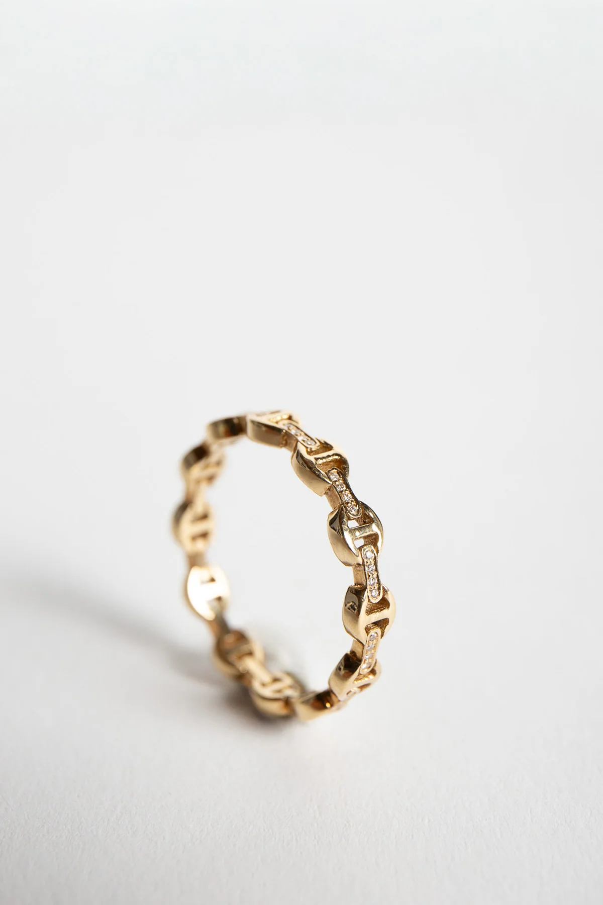 HOORSENBUHS | MICRO DAME TRI-LINK II WITH DIAMOND BRIDGES RING - Image 2