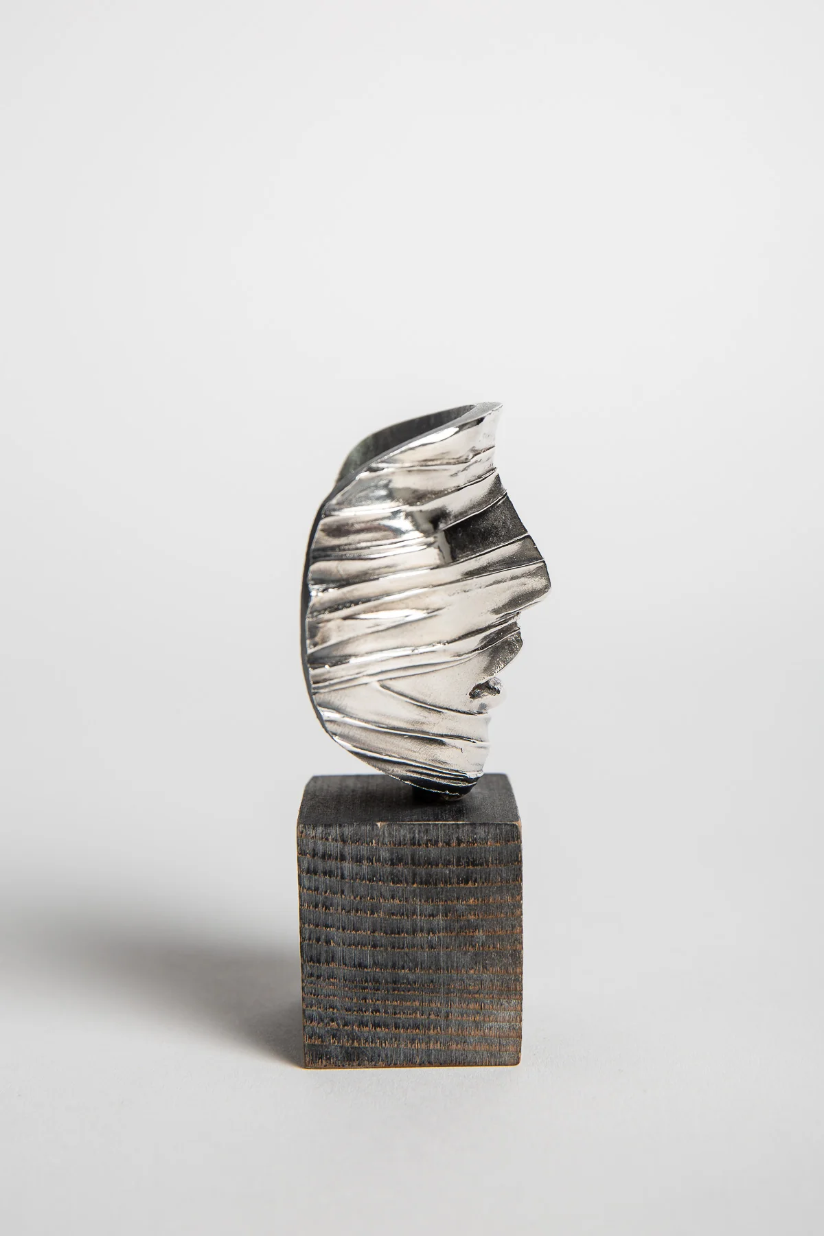 IGOR MITORAJ | 1977 VEILED FACE SCULPTURE - Image 3
