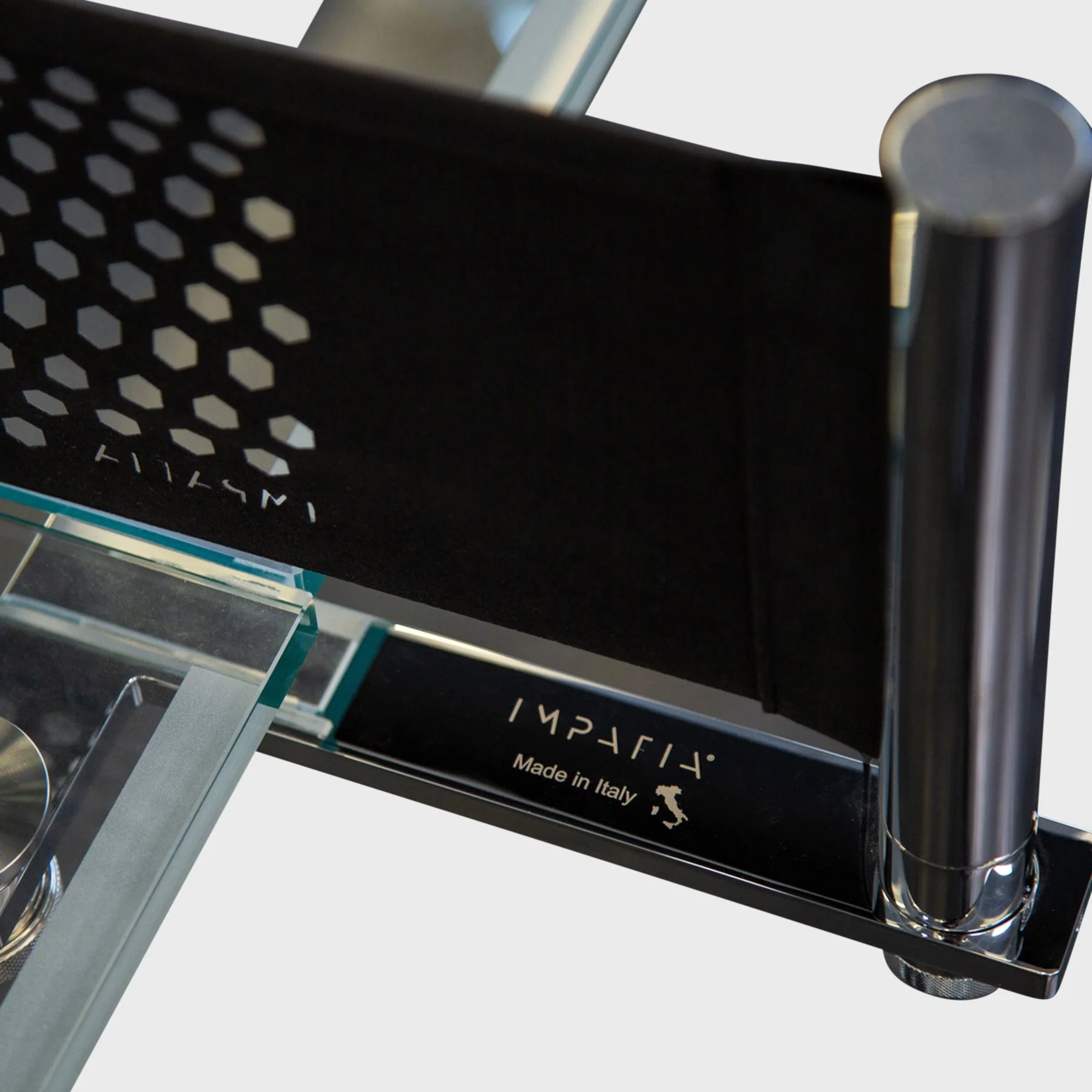 MAXFIELD PRIVATE COLLECTION | IMPATIA GLASS PING-PONG TABLE - Image 4