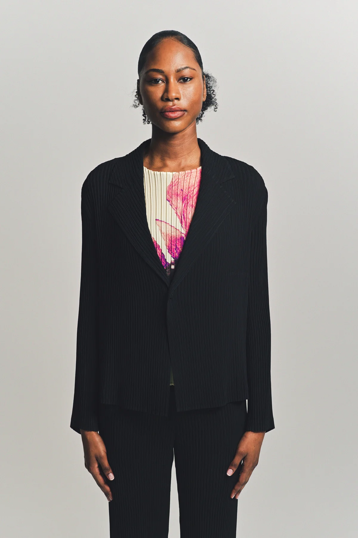 ISSEY MIYAKE | HATCHING PLEATED JACKET - Image 2
