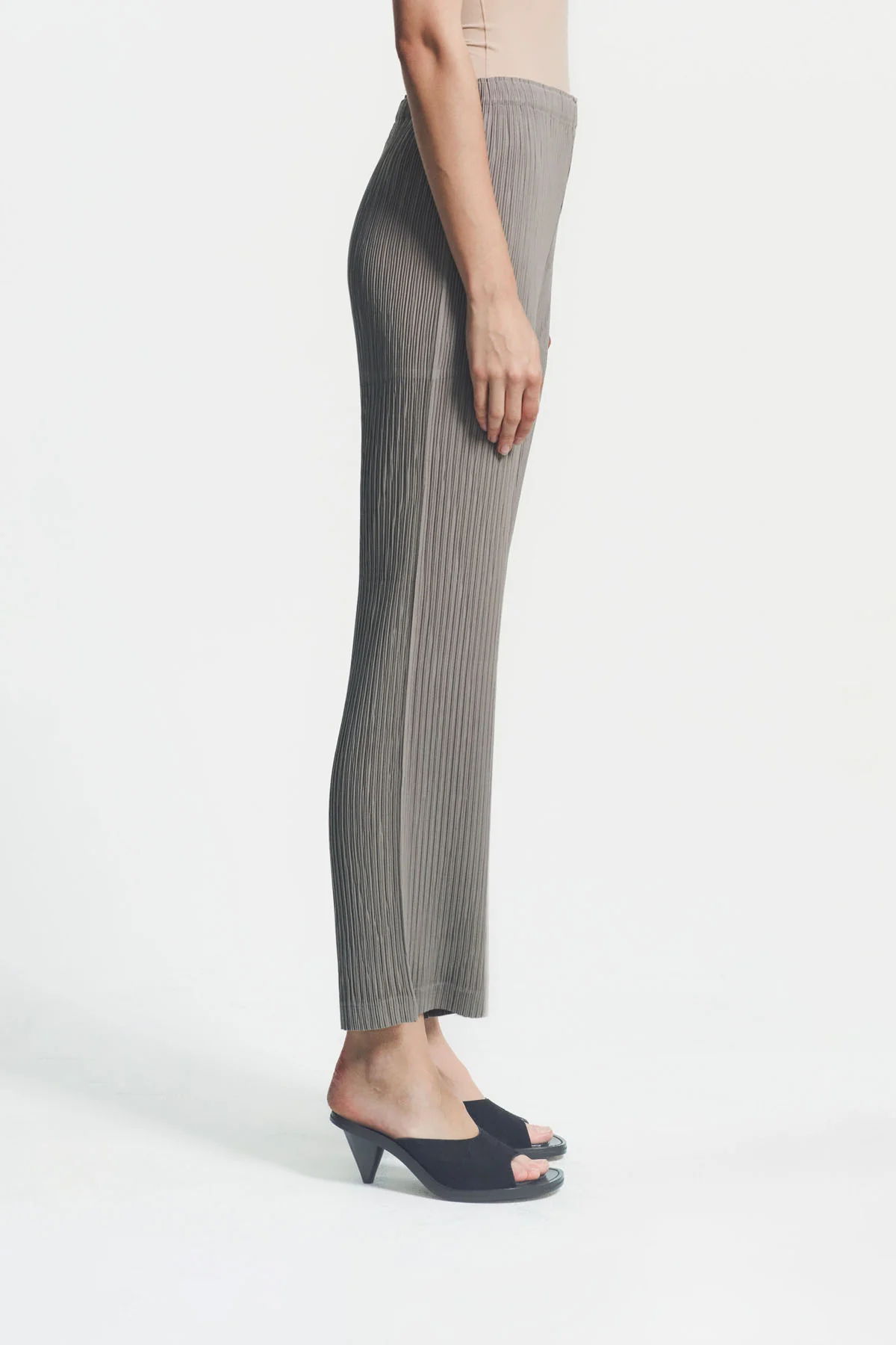 ISSEY MIYAKE | HATCHING PLEATS PANTS - Image 5