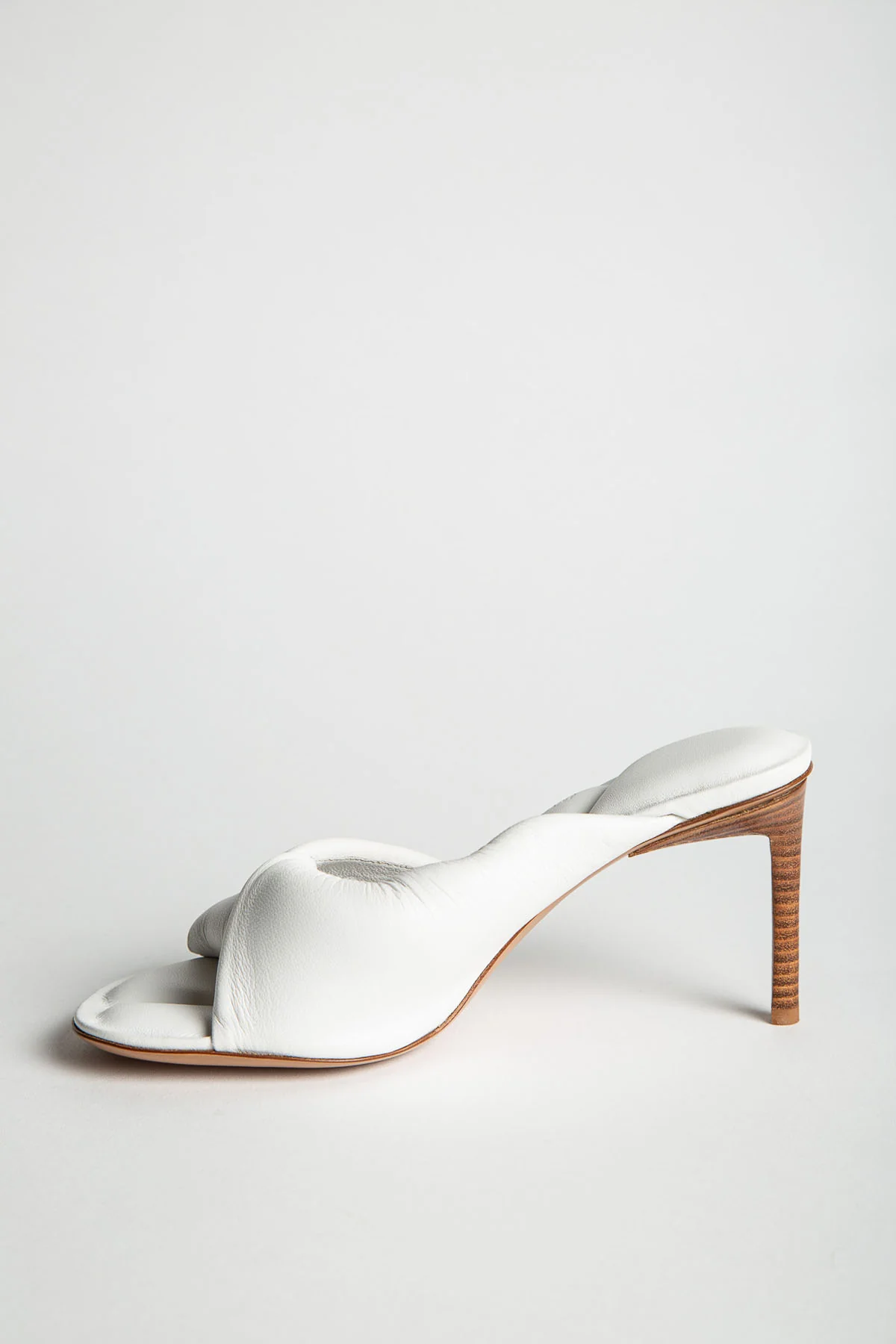 JACQUEMUS | BAGNU HEELS - Image 2