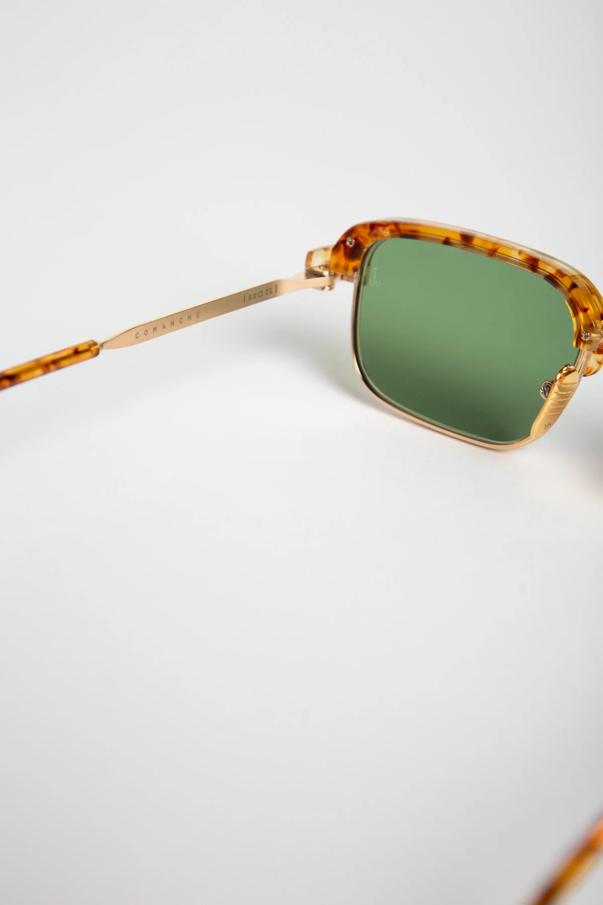 JACQUES MARIE MAGE | COMANCHE SUNGLASSES IN VINTAGE TORT - Image 3