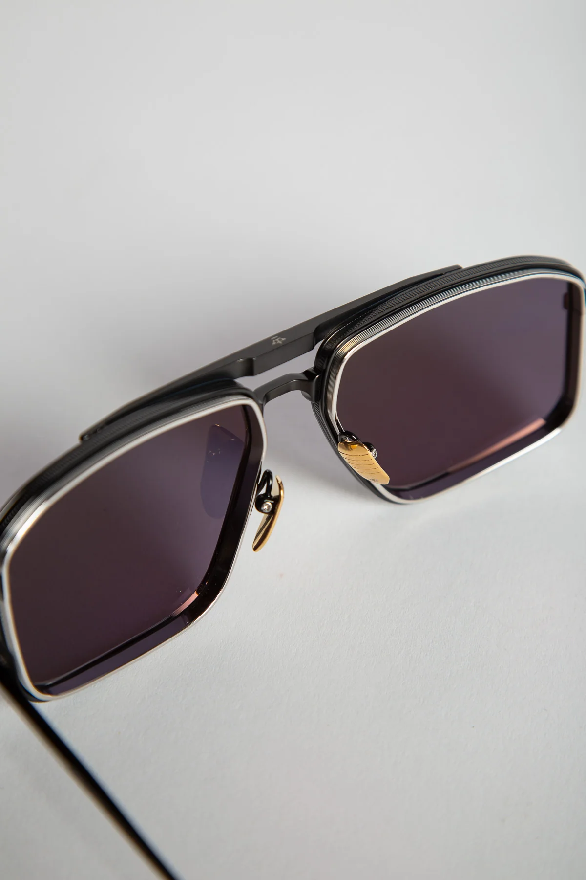 JACQUES MARIE MAGE | EARL SUNGLASSES IN CORBEAU - Image 3