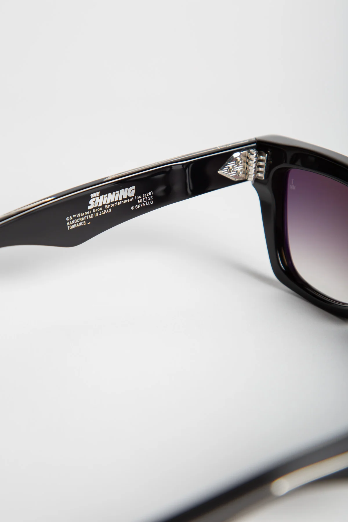 JACQUES MARIE MAGE | STANLEY KUBRICK: TORRANCE SUNGLASSES IN BLACK - Image 3