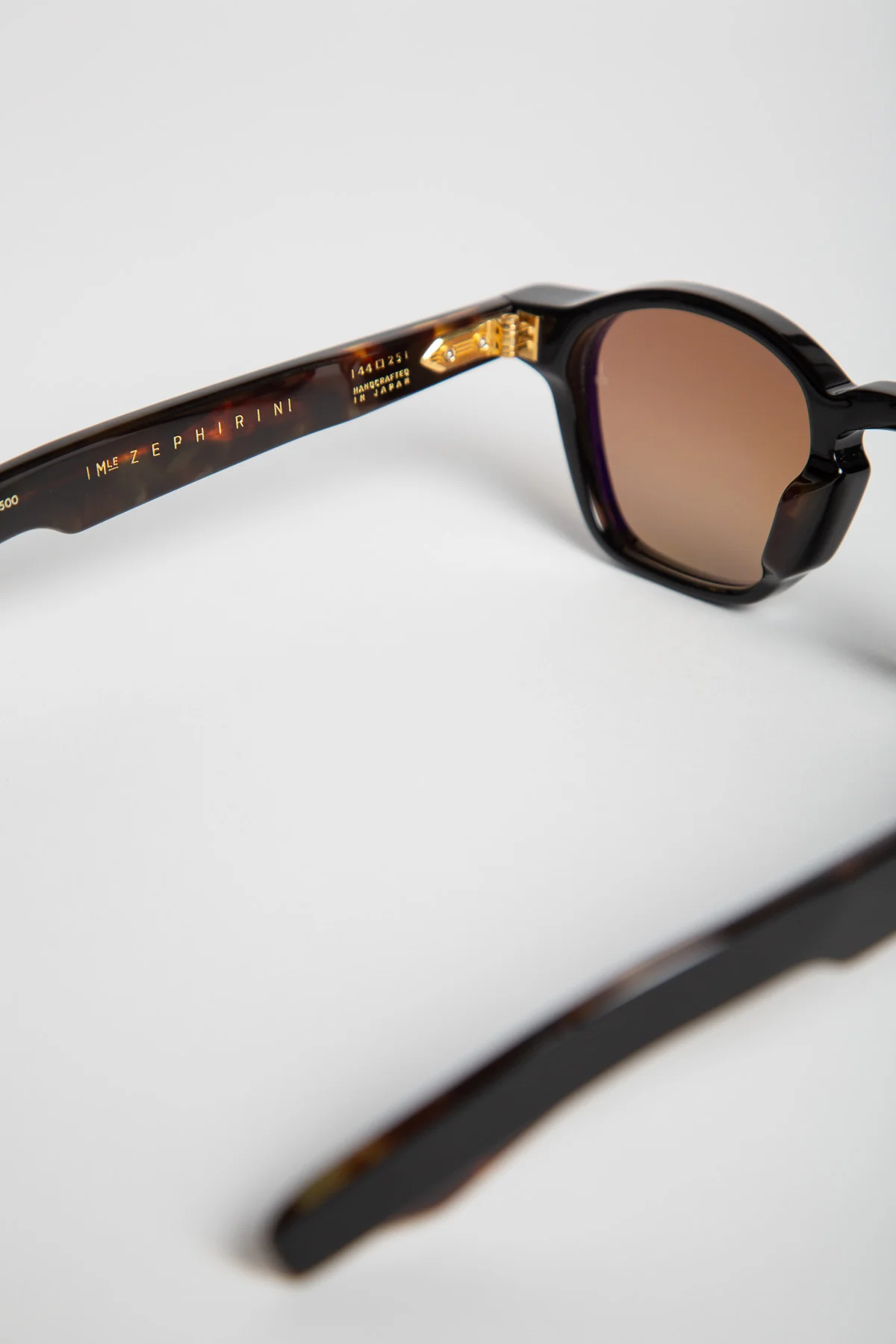 JACQUES MARIE MAGE | ZEPHIRIN SUNGLASSES IN NOIR - Image 3