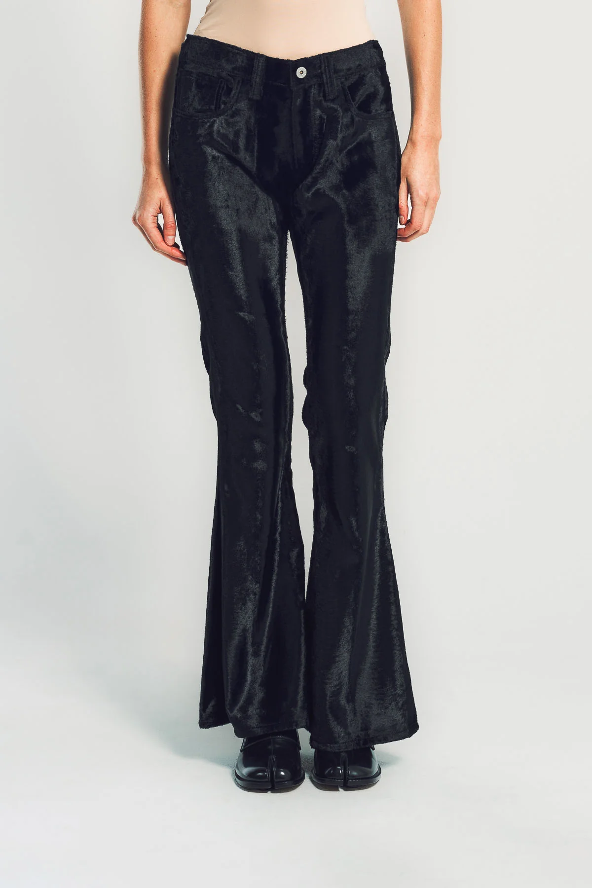 JUNYA WATANABE | FAUX FUR & LEATHER FLARED PANTS - Image 2