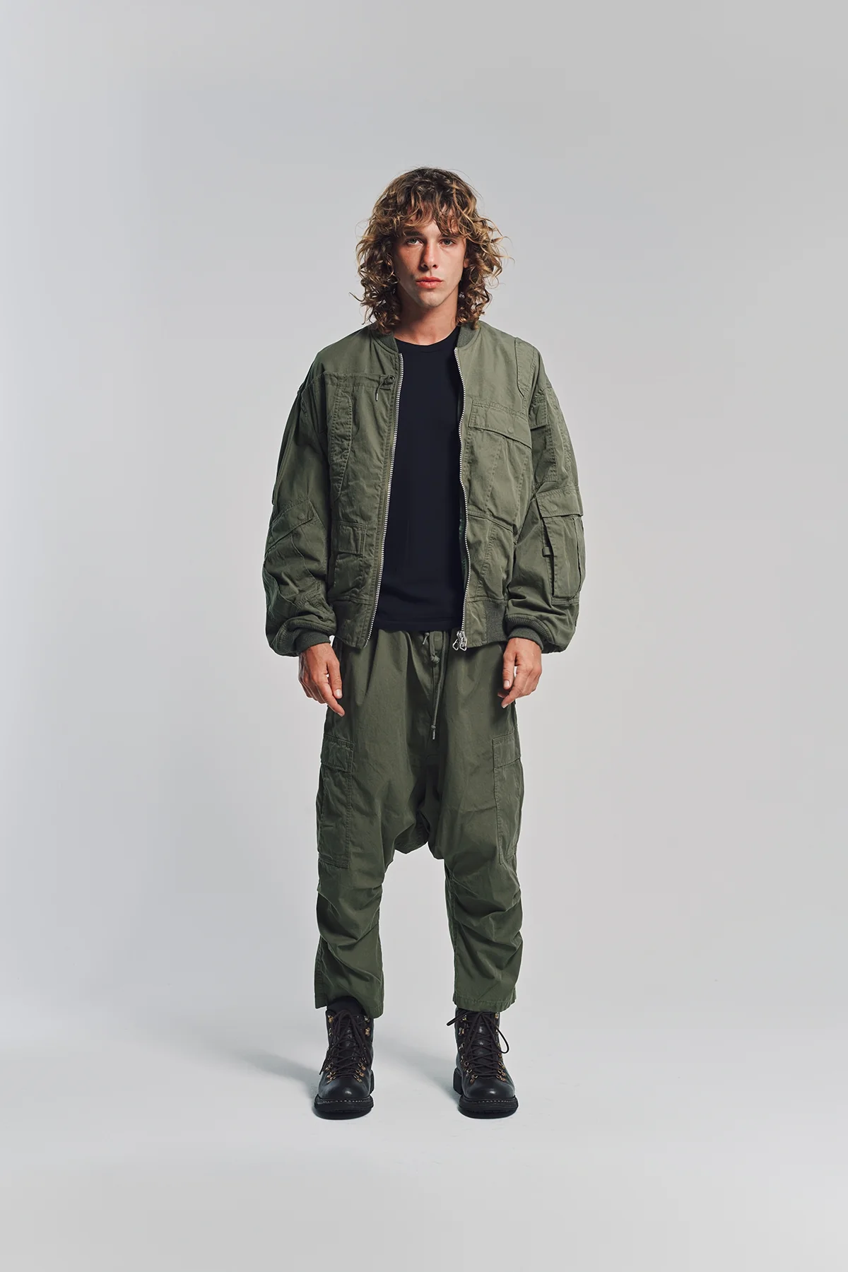 JUNYA WATANABE | NEEDLES DROP CROTCH PANTS