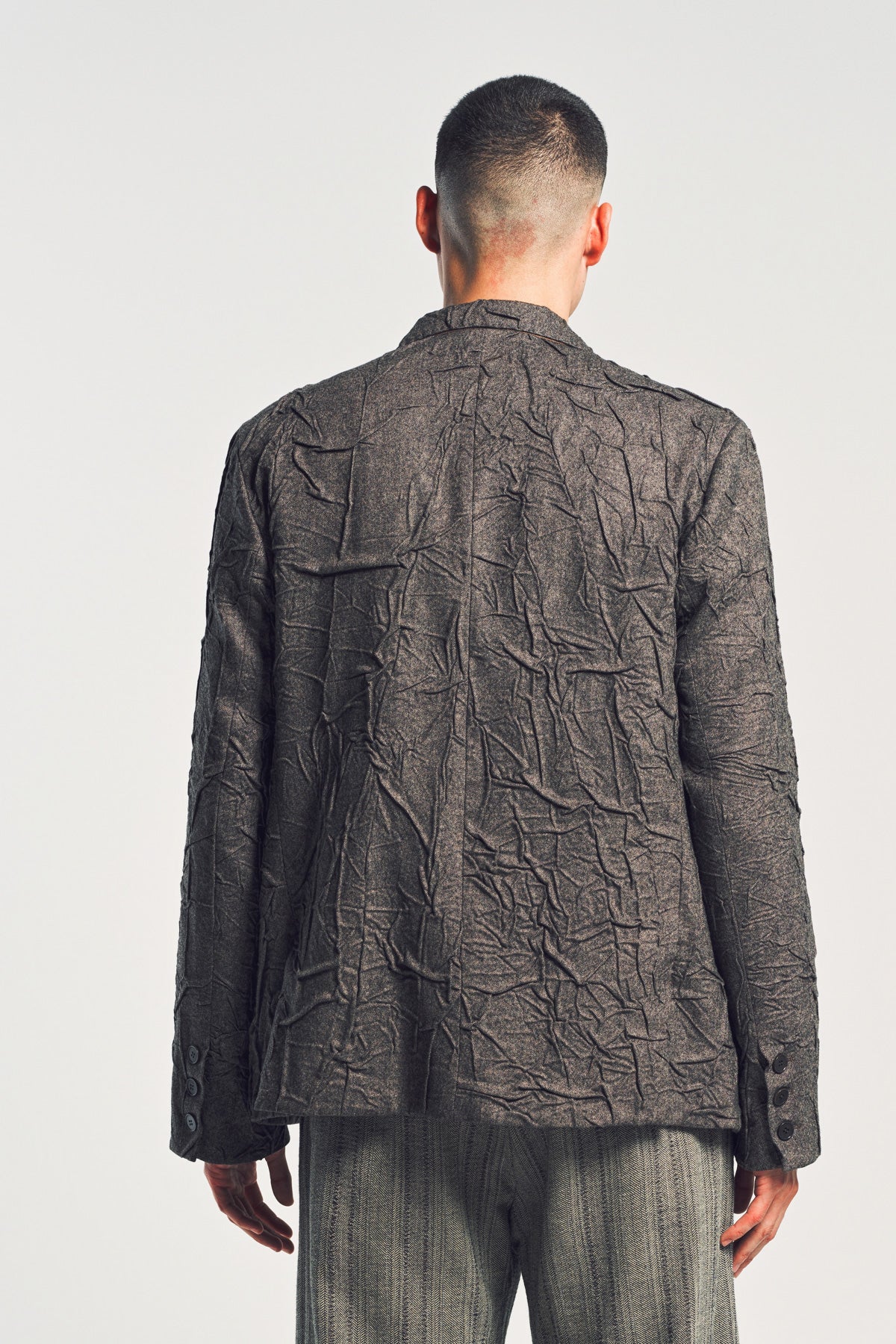 K'ANG | CRINKLE MID FIT BLAZER - Image 4
