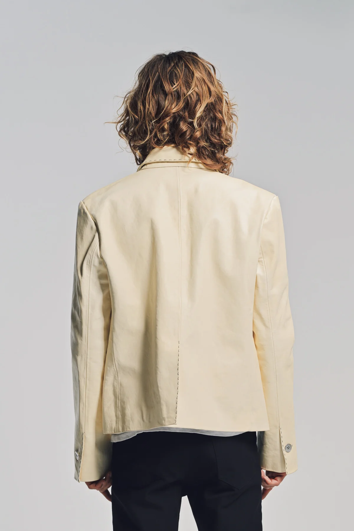 K'ANG | CROPPED LEATHER JACKET - Image 4