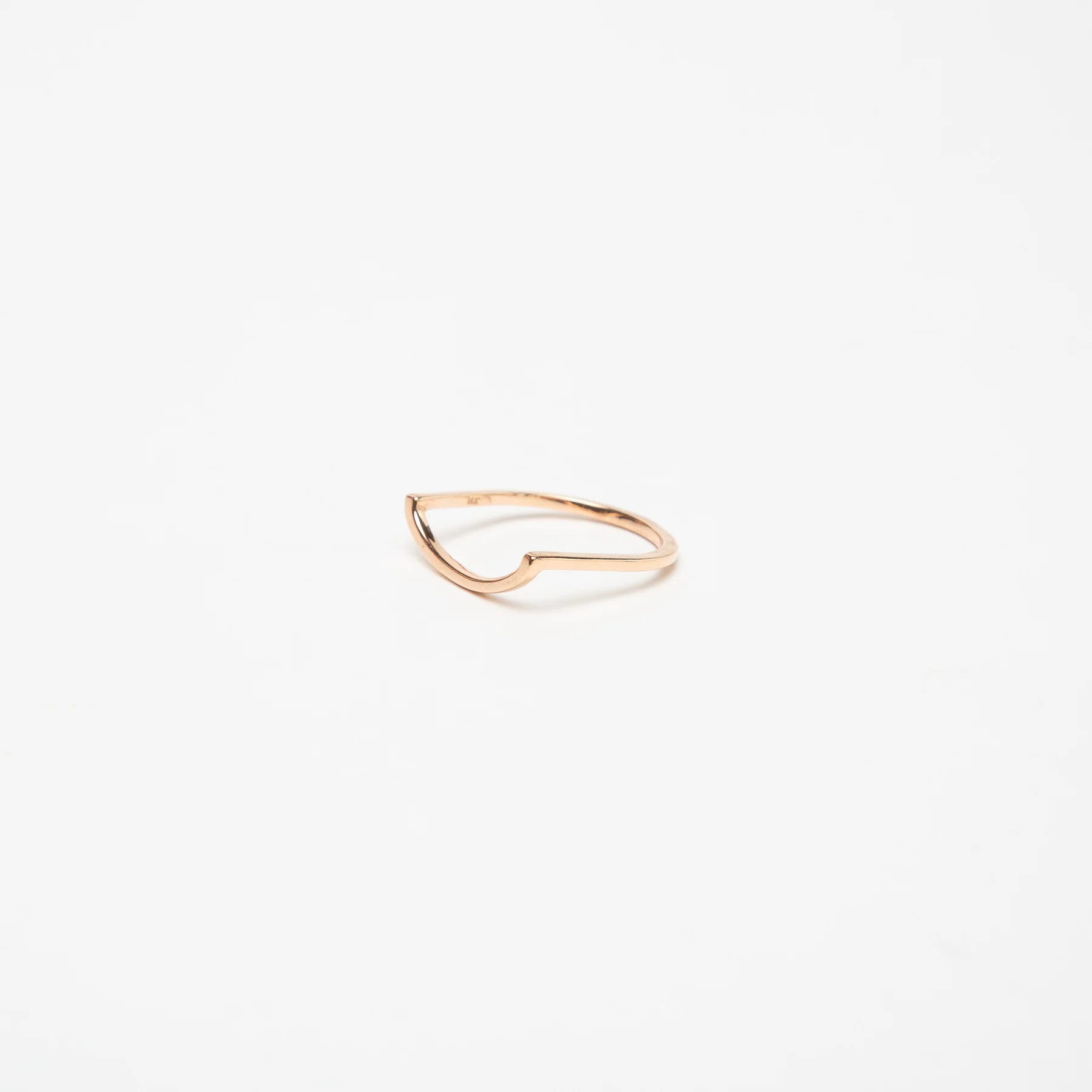 KWIT | 14K GOLD LETTER C RING - Image 5