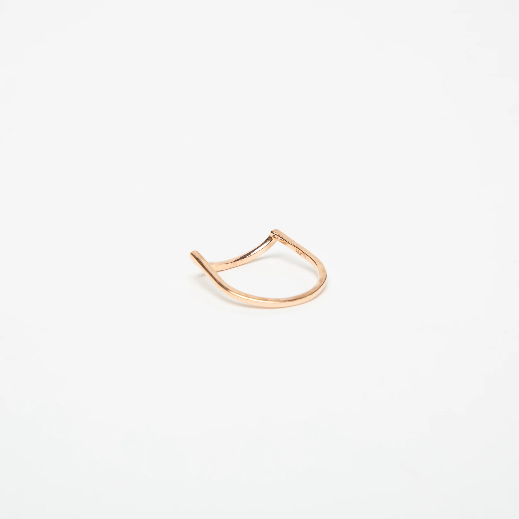 KWIT | 14K GOLD LETTER C RING - Image 6