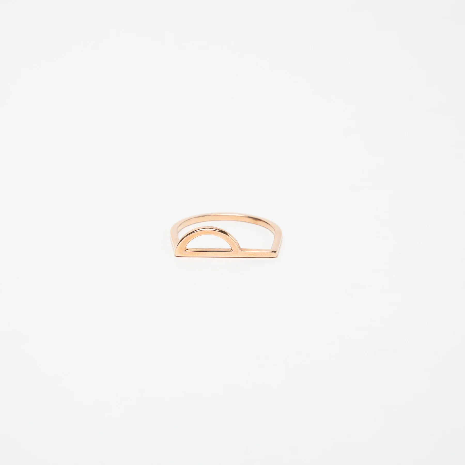 KWIT | 14K ROSE GOLD LETTER P RING