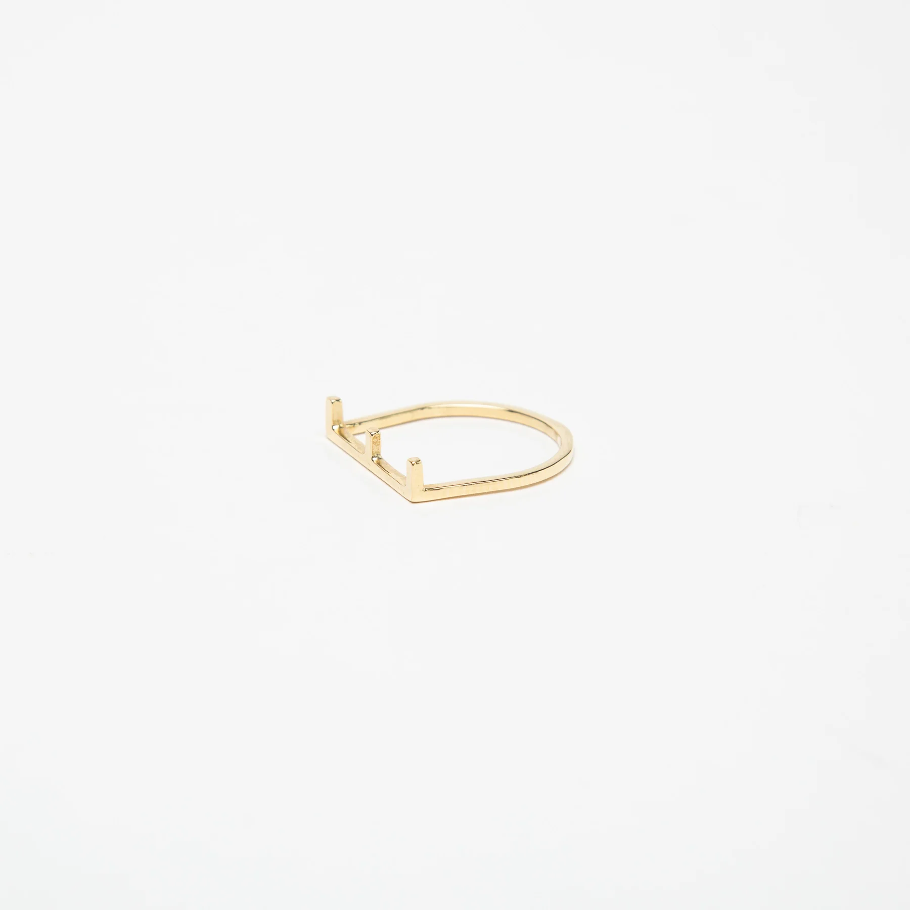 KWIT | 14K YELLOW GOLD LETTER E RING - Image 2