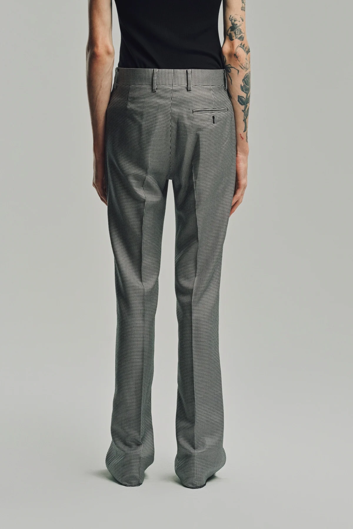 KYOSUKE KUNIMOTO | HOUNDSTOOTH FLAT FRONT PANTS - Image 4