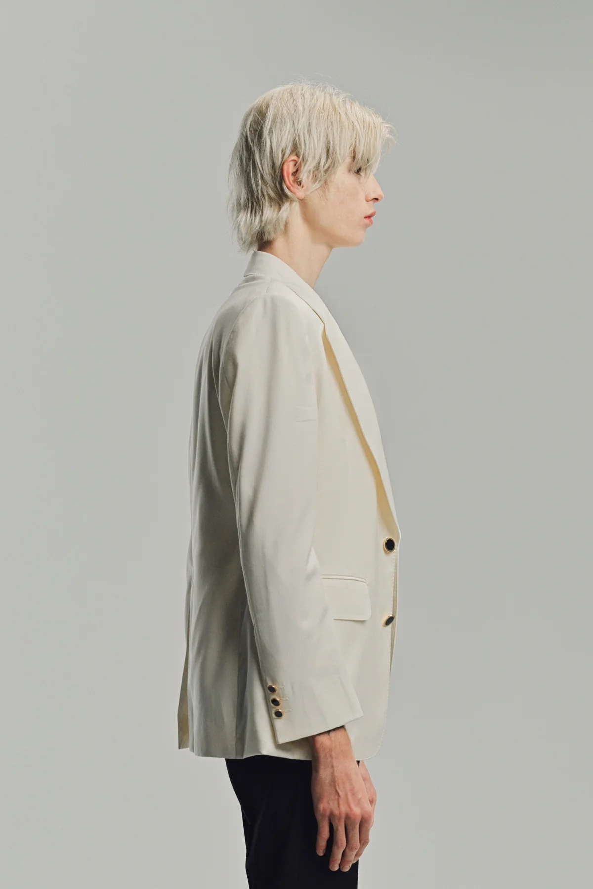 KYOSUKE KUNIMOTO | IVORY NOTCH LAPEL JACKET - Image 5