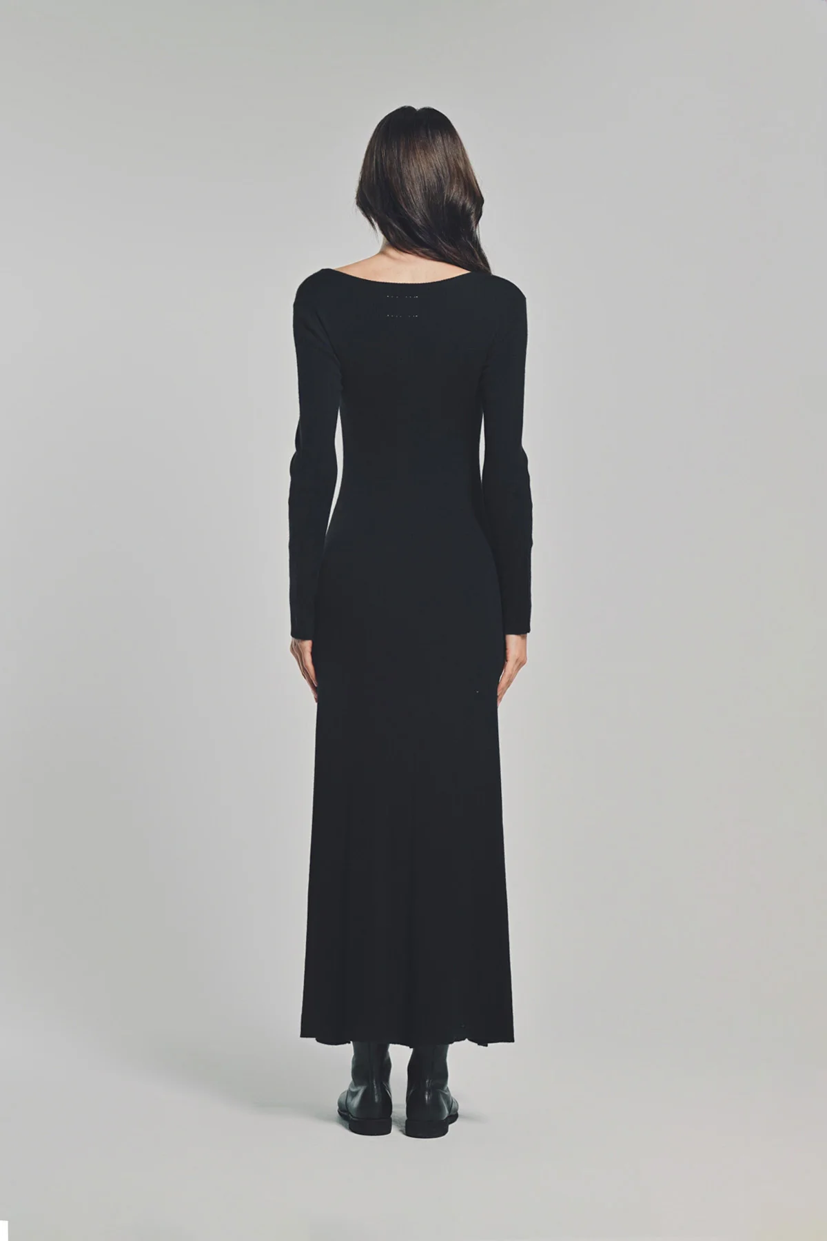 LARS ANDERSSON | SCOOPNECK LONG SLEEVE FLARE DRESS - Image 4