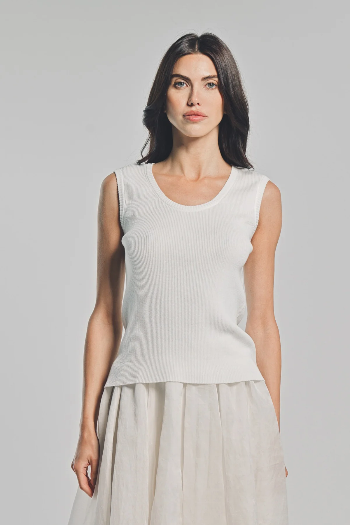 LARS ANDERSSON | SLEEVELESS SCOOPNECK TOP 2X1 RIB - Image 4