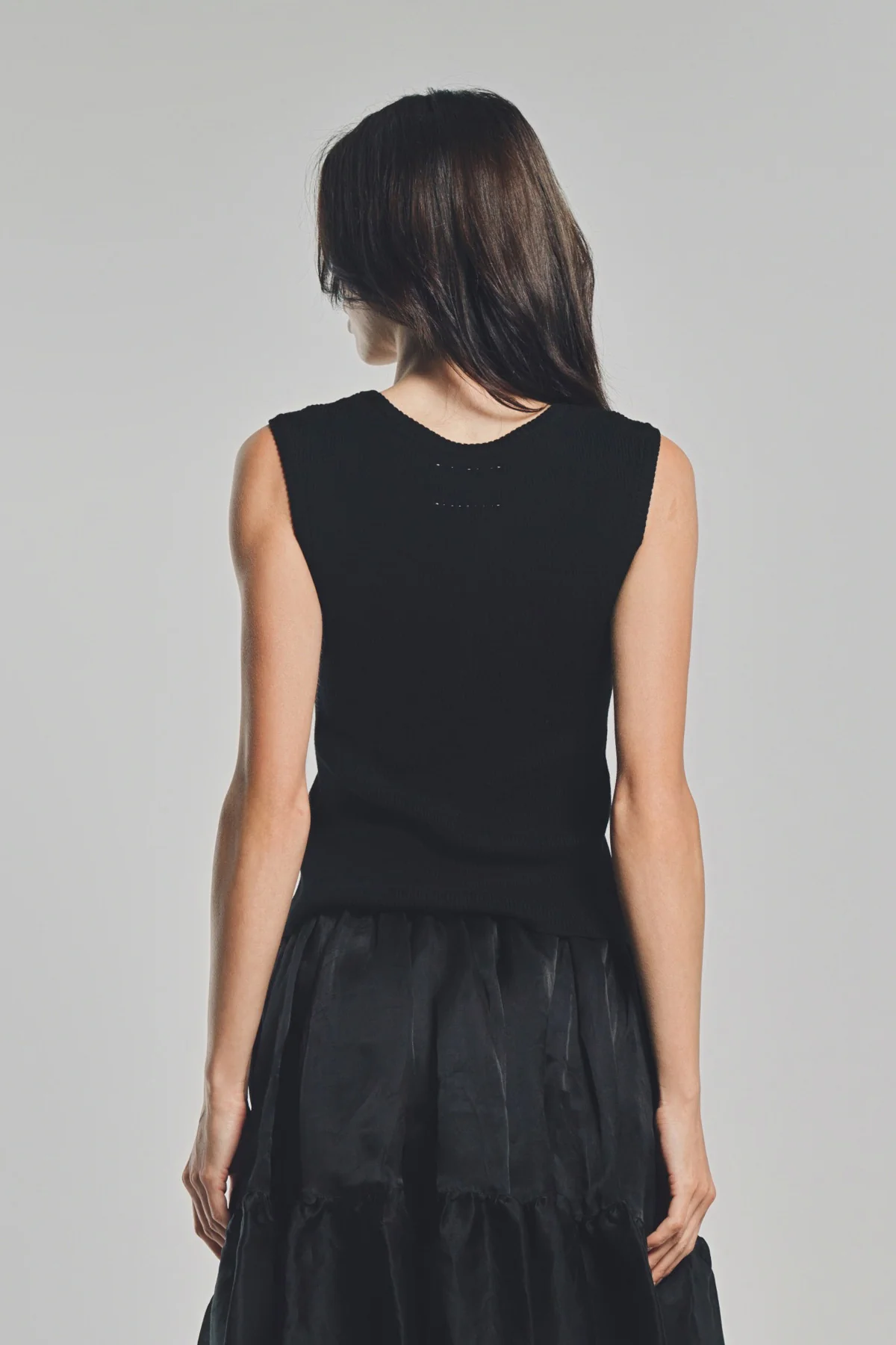 LARS ANDERSSON | SLEEVELESS SCOOPNECK TOP 2X1 RIB - Image 7