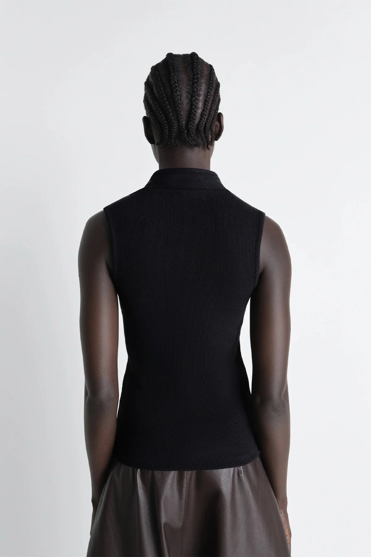LEMAIRE | ASYMMETRICAL FITTED TOP IN JERSEY - Image 4