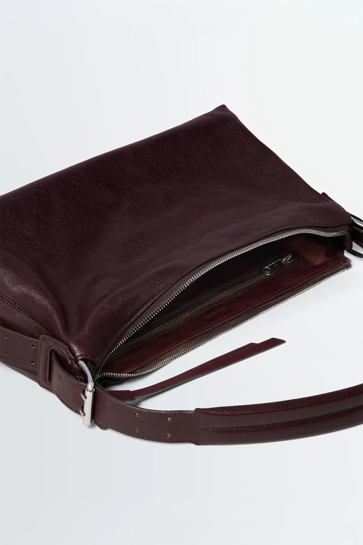LEMAIRE | BELTED BAGUETTE BAG - Image 3