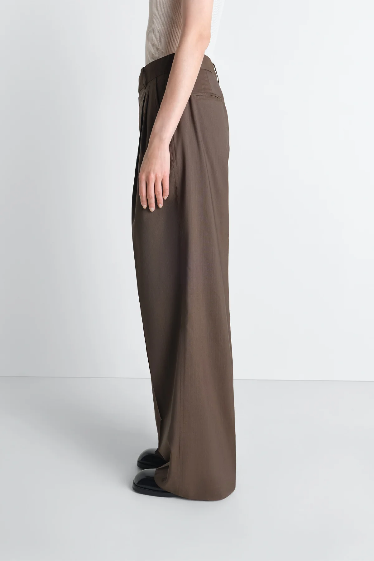 LEMAIRE | PLEATED LARGE PANTS - Image 3