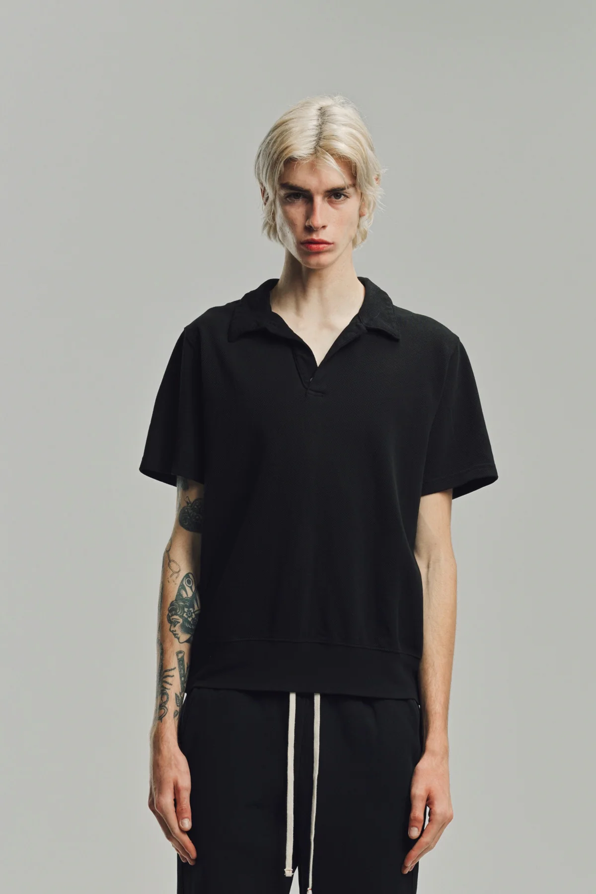 LES TIEN | PIQUÉ SHORT SLEEVE TENNIS POLO - Image 4