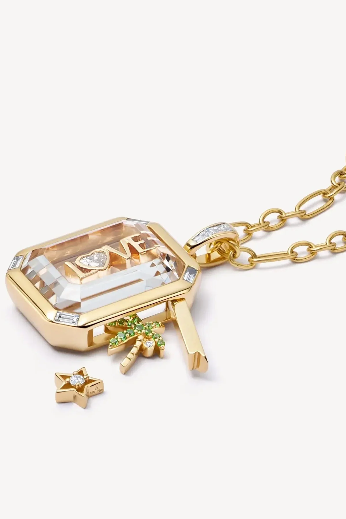 LOQUET LONDON | 18K QUATTRO BAGUETTE LOCKET - Image 2