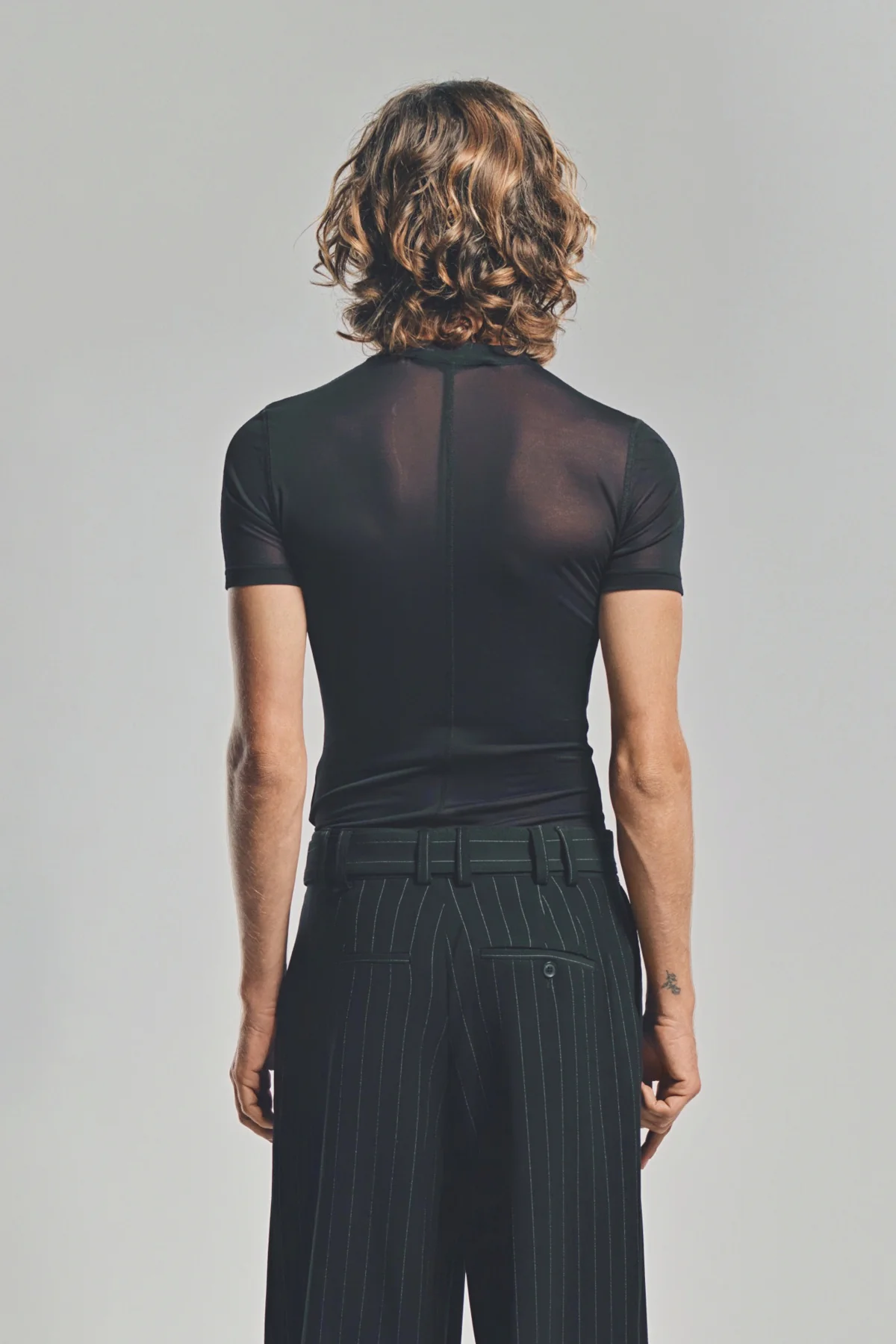 LOUIS GABRIEL NOUCHI | MESH SHORT SLEEVE T-SHIRT - Image 4