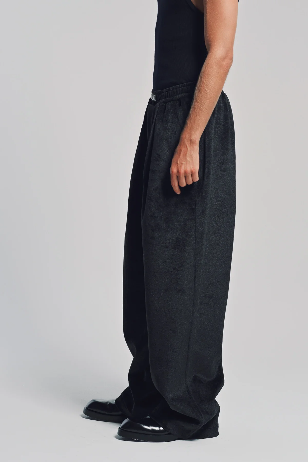 LOUIS GABRIEL NOUCHI | VELVET SWEATPANTS - Image 3
