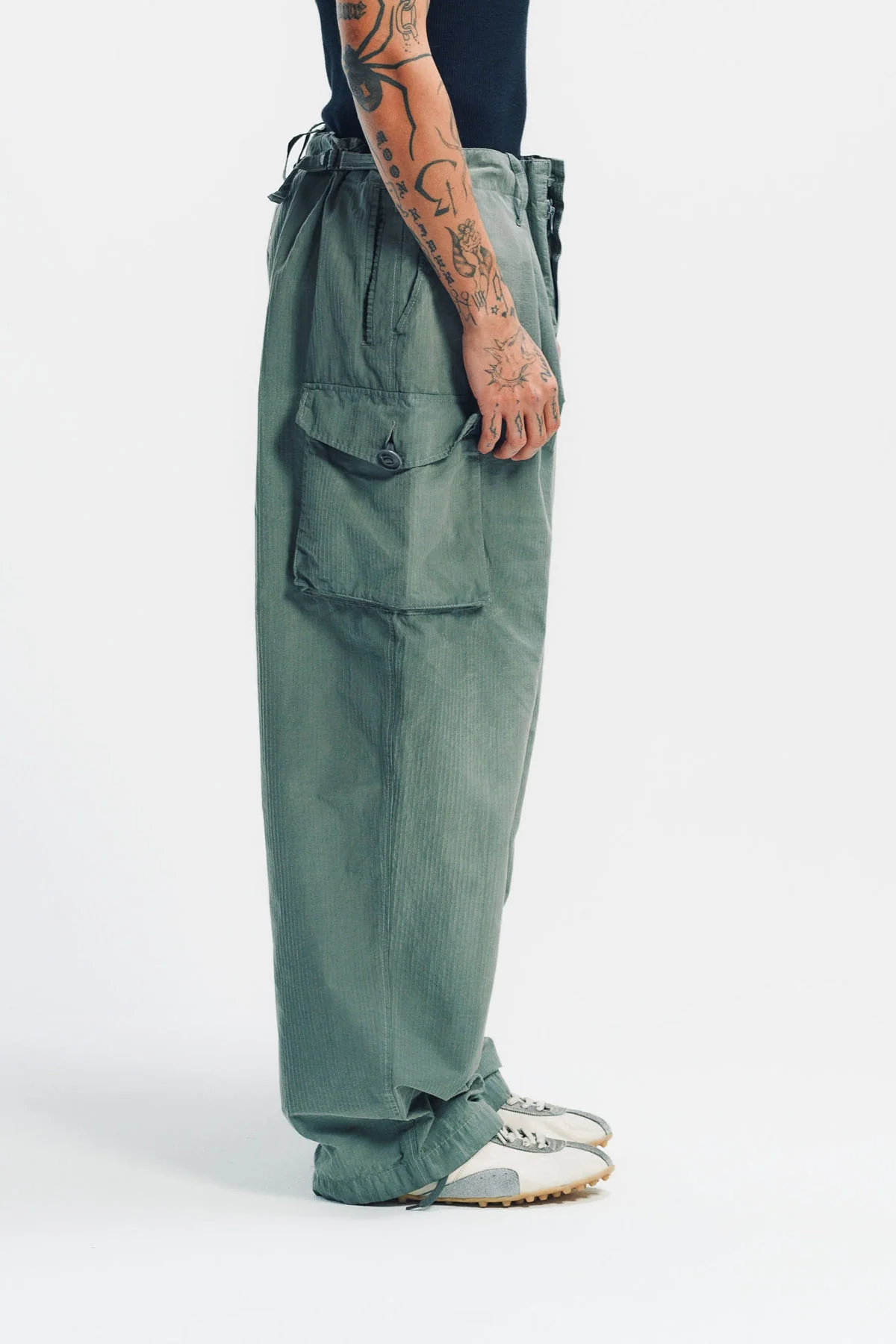 MAISON MARGIELA | COTTON BLEND CARGO PANTS - Image 5