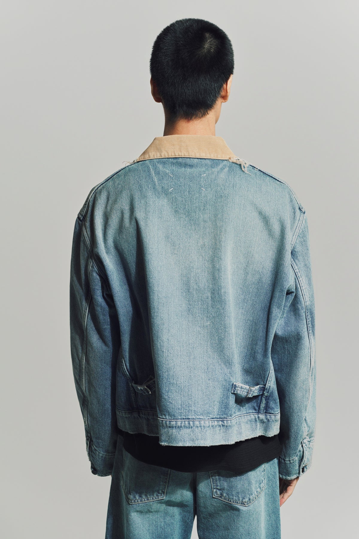 MAISON MARGIELA | DISTRESSED DENIM JACKET - Image 4