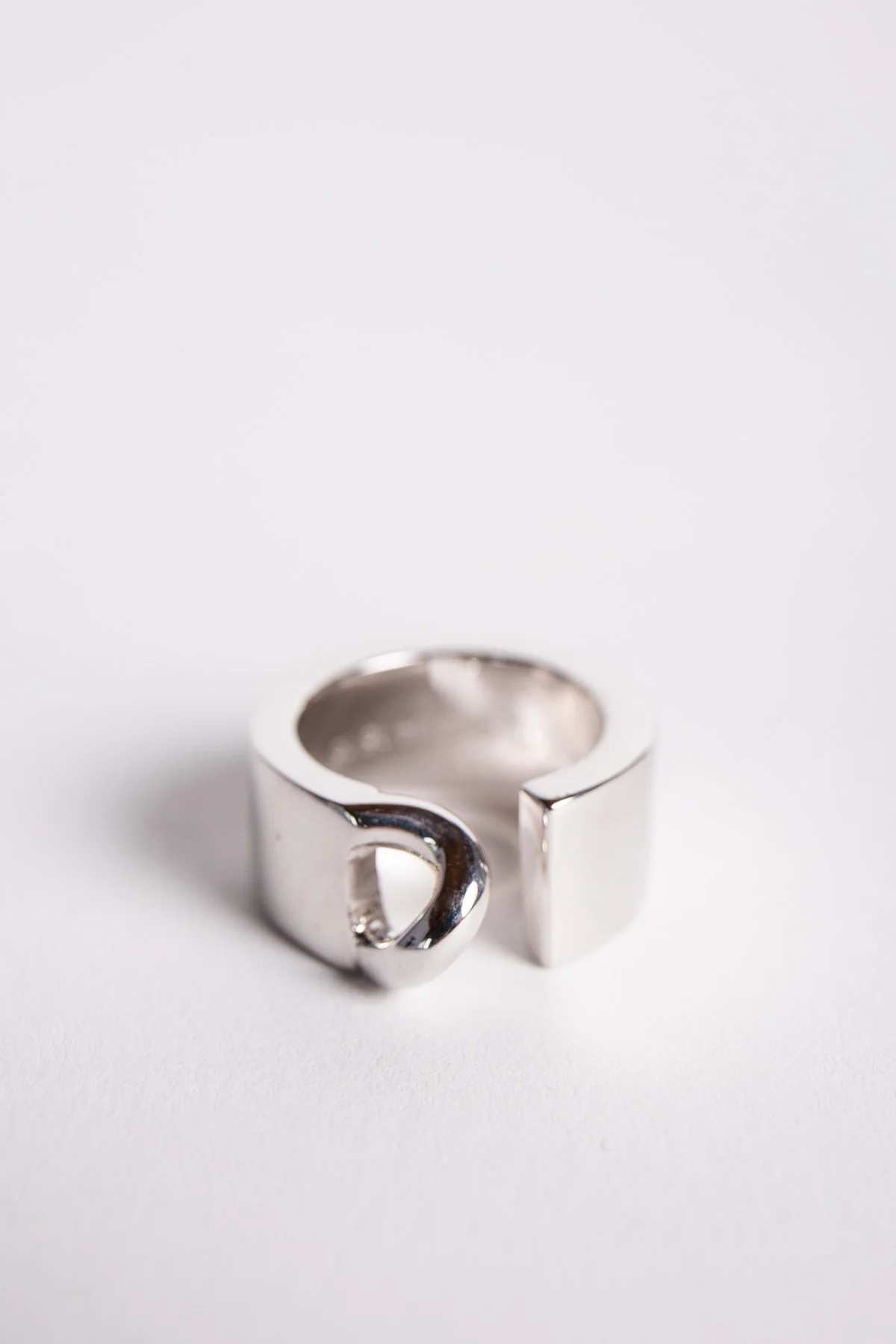 MAISON MARGIELA | OPEN RING - Image 3